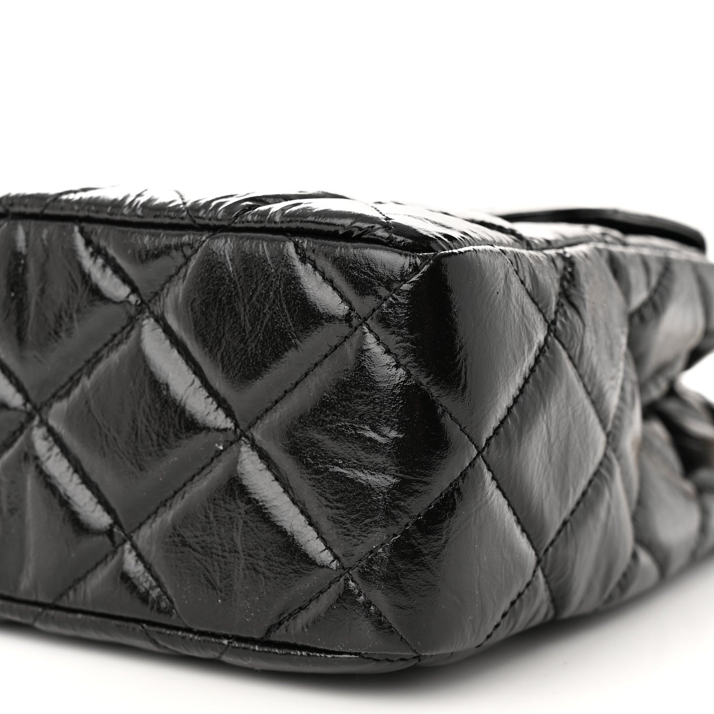 Shiny Crumpled Calfskin Quilted Large Wavy CC Hobo Black