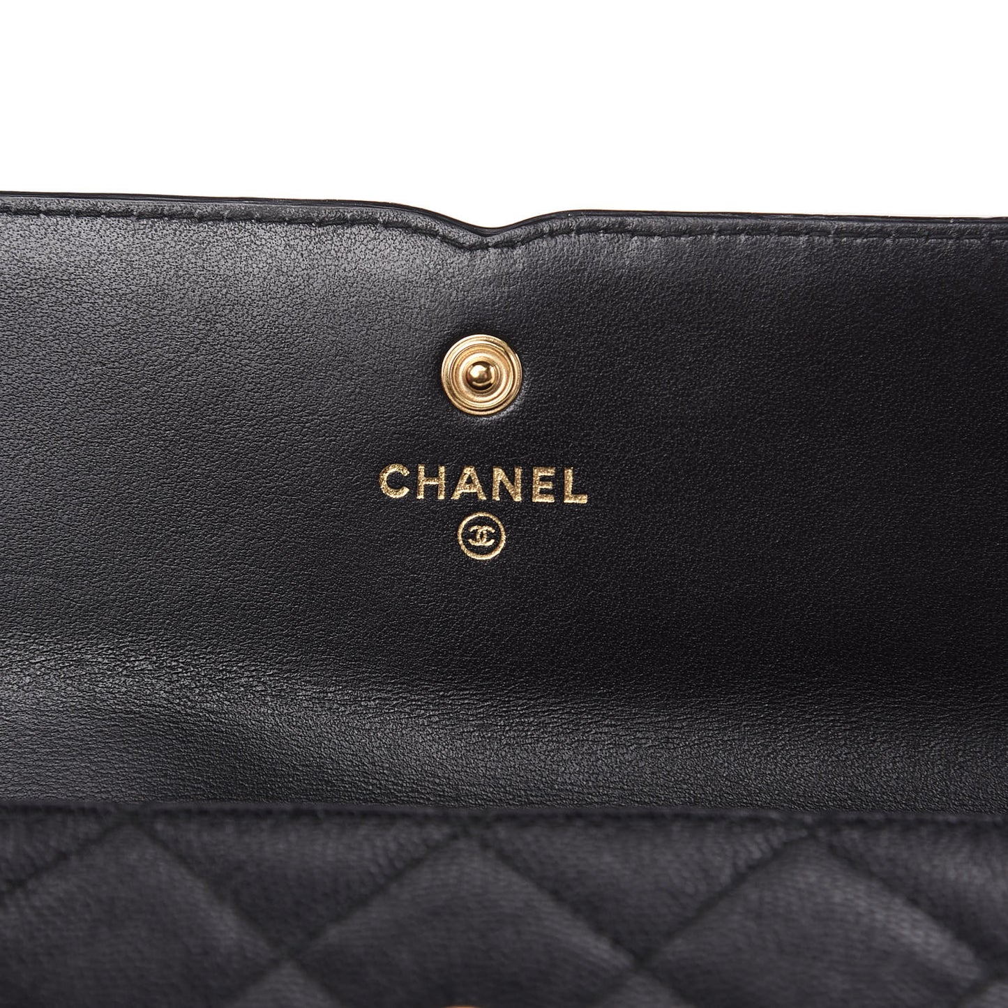 Caviar Quilted Filigree Large Gusset Flap Wallet Black