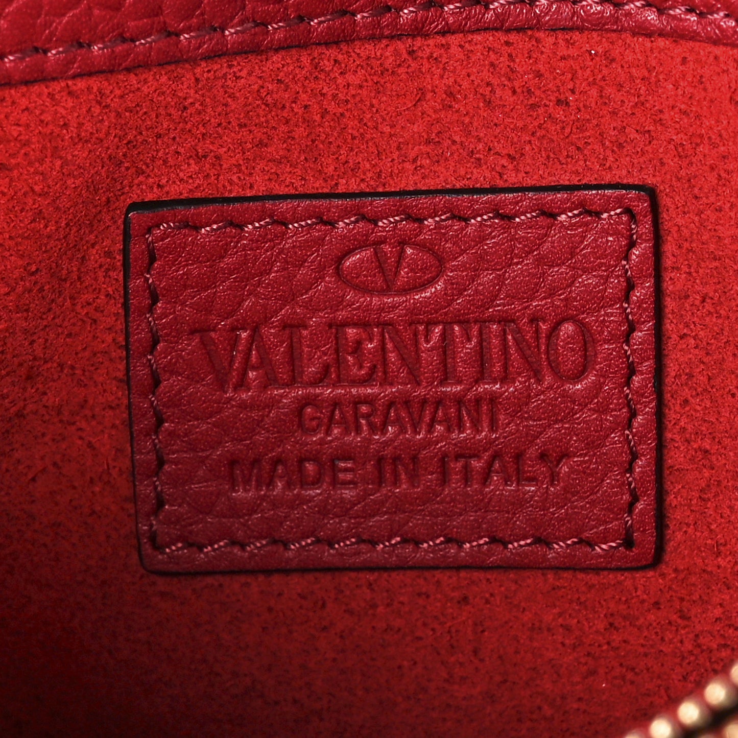 Pebbled Calfskin Rockstud Wallet on Chain Rubino