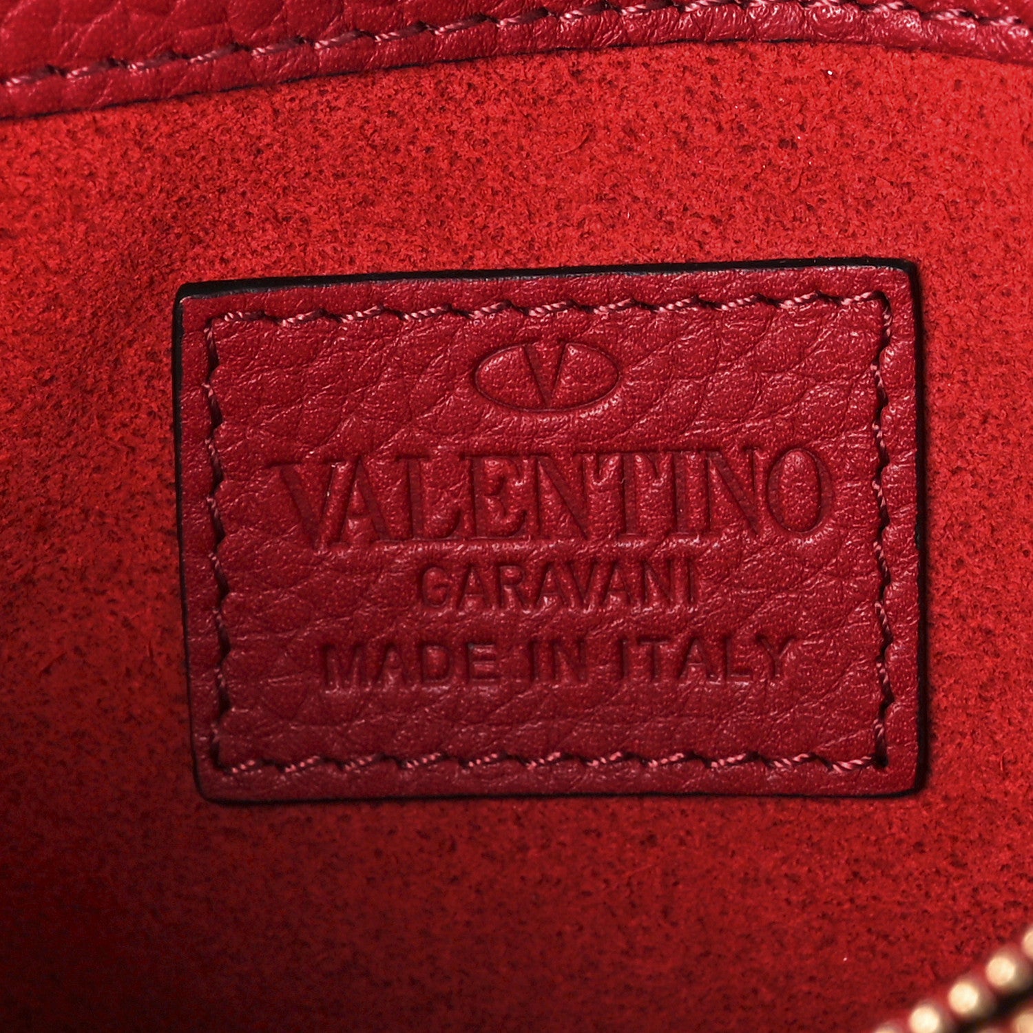 Valentino Garavani Pebbled Calfskin Rockstud Wallet on Chain Rubino 5 of 11