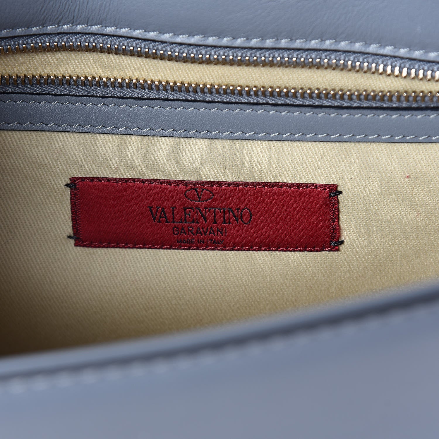 Valentino Garavani Vitello Medium Glam Lock Rockstud Flap Light Stone 6 of 9