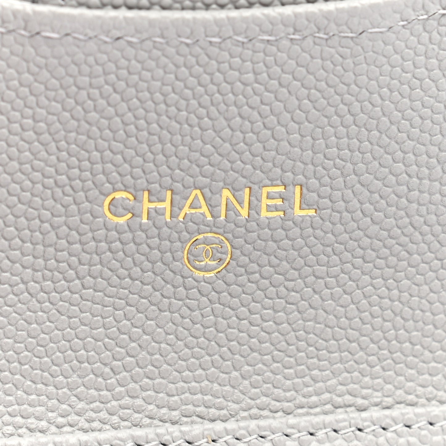 Caviar Quilted Flap Card Holder On Chain Grey