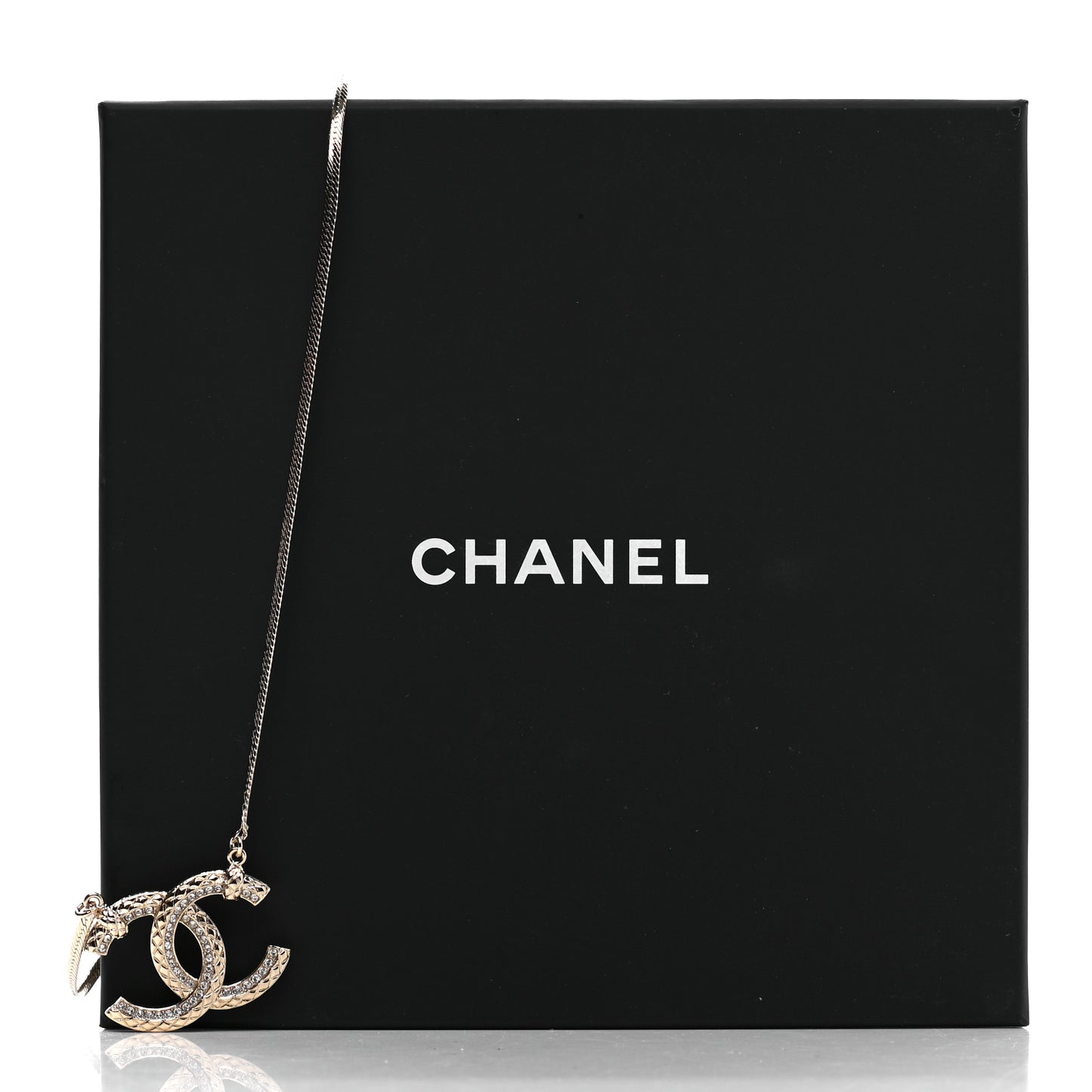 Crystal Textured CC Pendant Necklace Gold