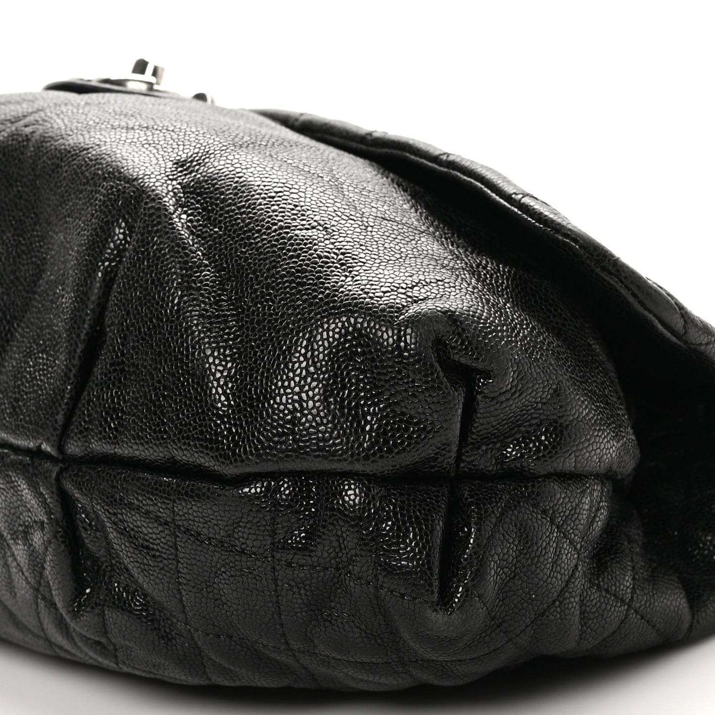 Crumpled Caviar Quilted Maxi Elastic Flap Black