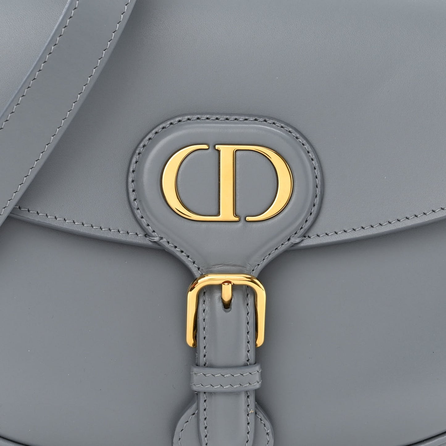 Box Calfskin Medium Bobby Flap Cloud Blue