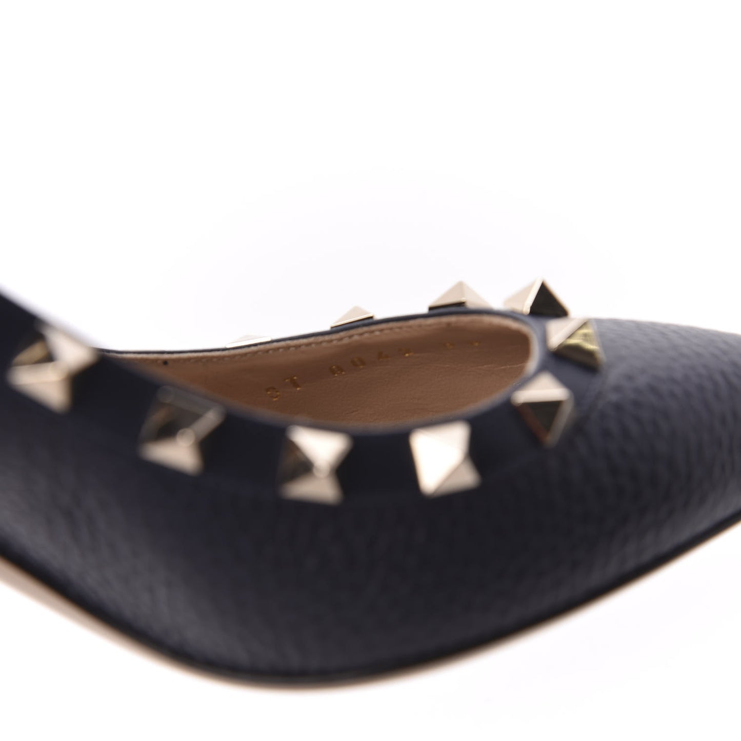 Pebbled Calfskin Rockstud 85mm Pumps 36 Marine