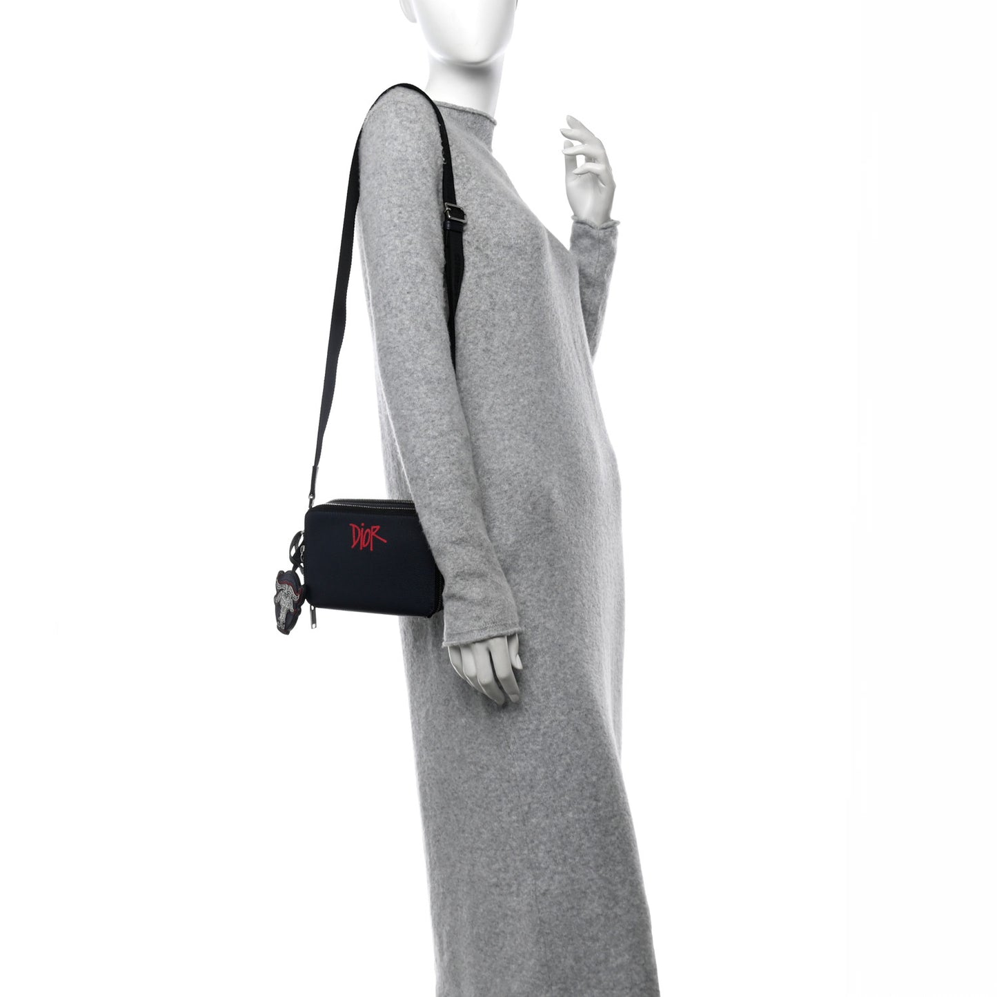 X SHAWN STUSSY Grained Calfskin Ox Head Crossbody Double Zip Crossbody Pouch Navy Blue