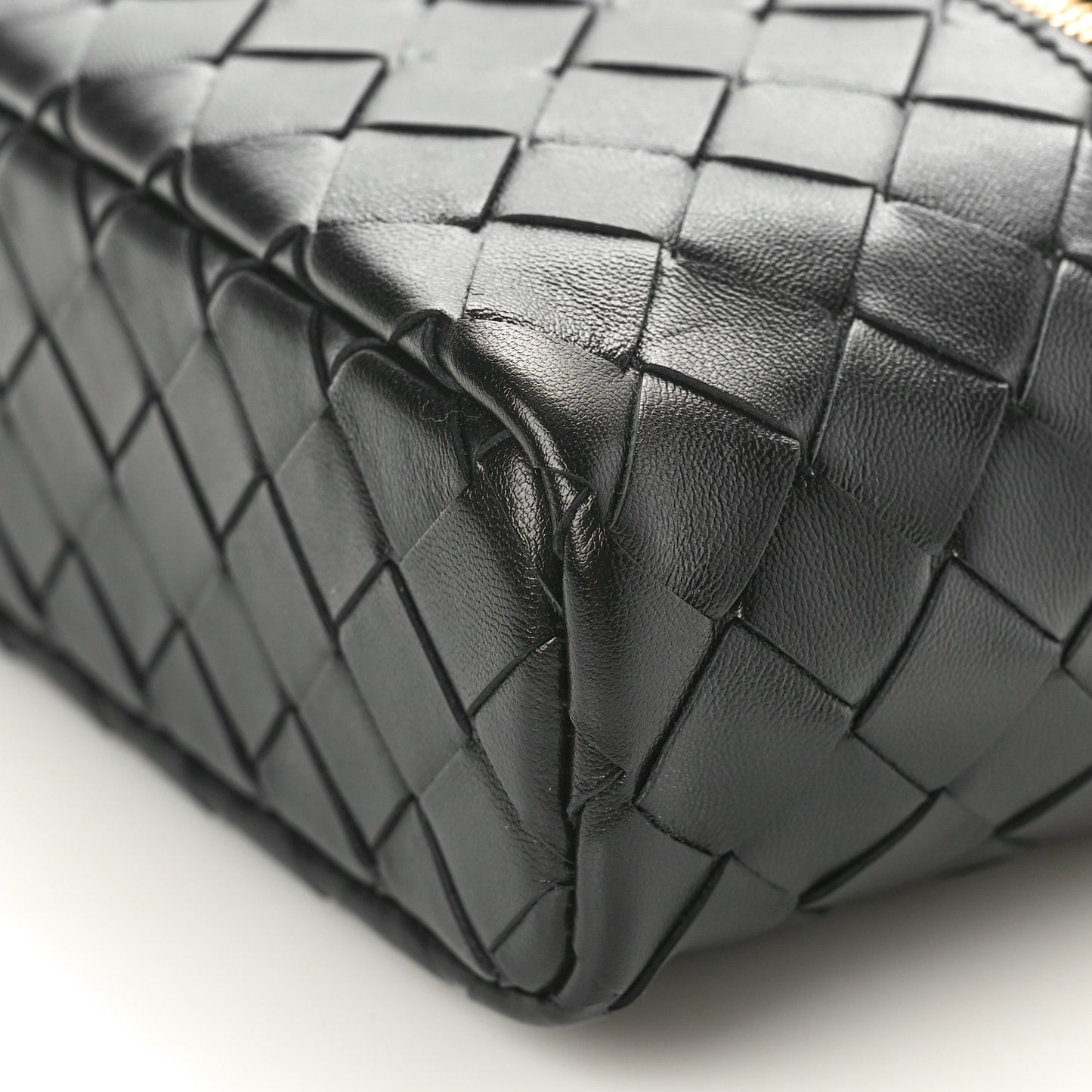 Calfskin Intrecciato Bang Bang Vanity Case Black