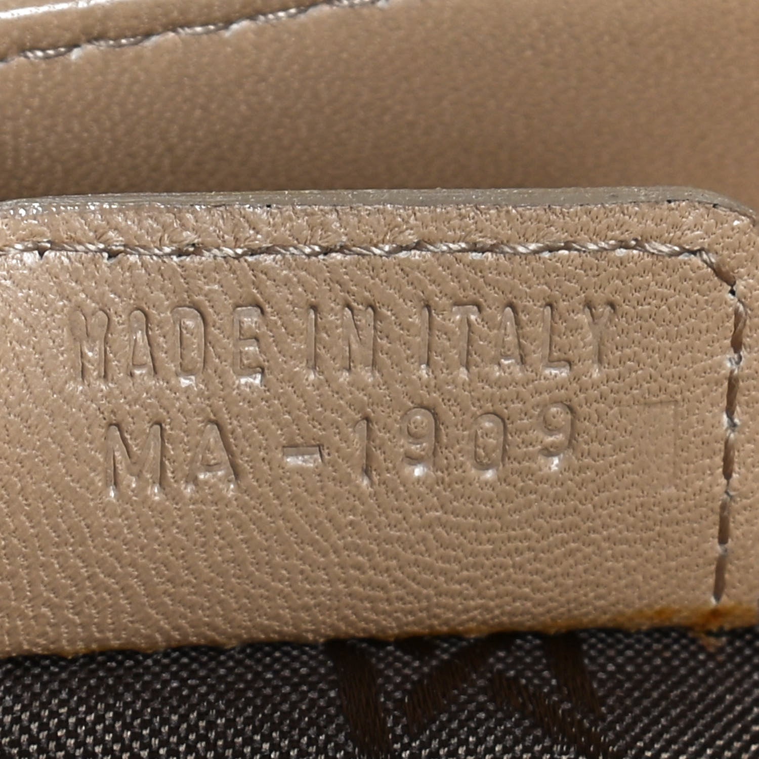 Christian Dior Lambskin Cannage Medium Lady Dior Beige 7 of 12