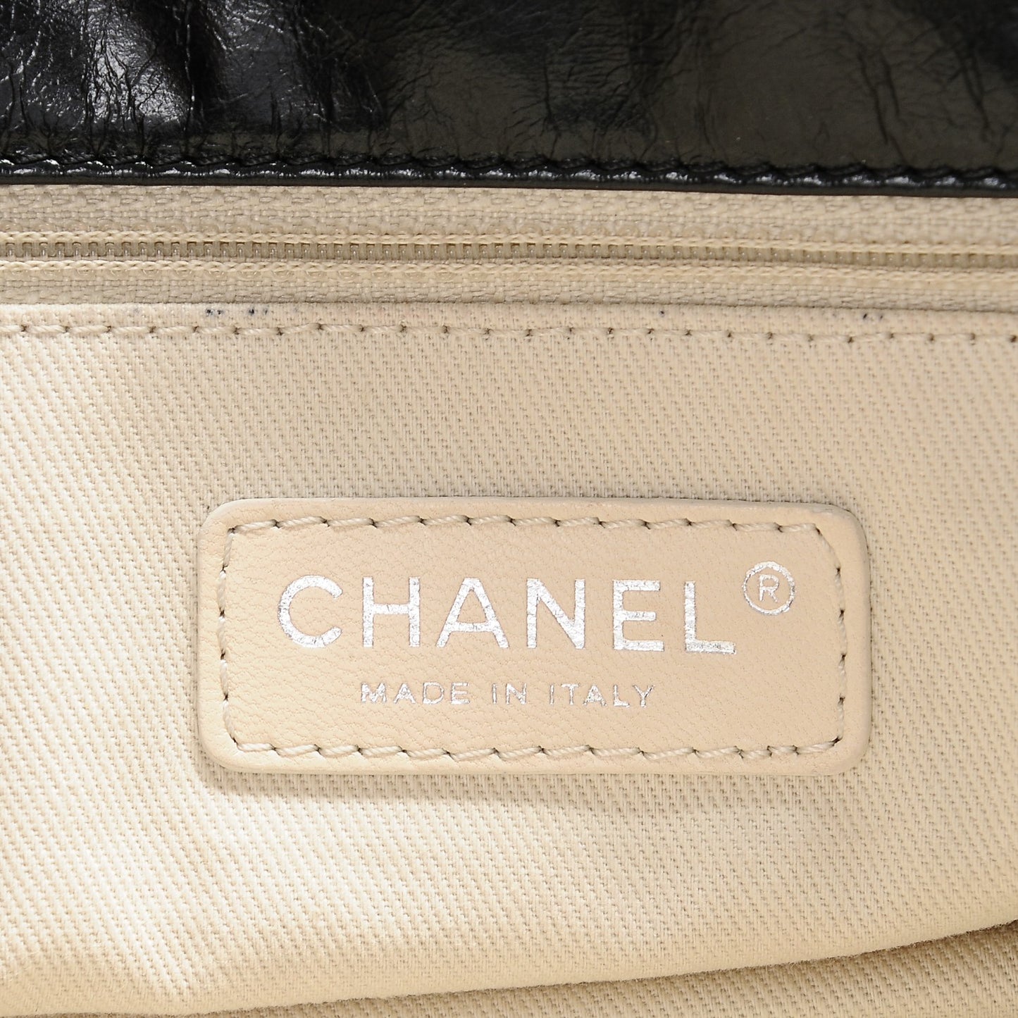 Glazed Goatskin Double Stitch Flap Black