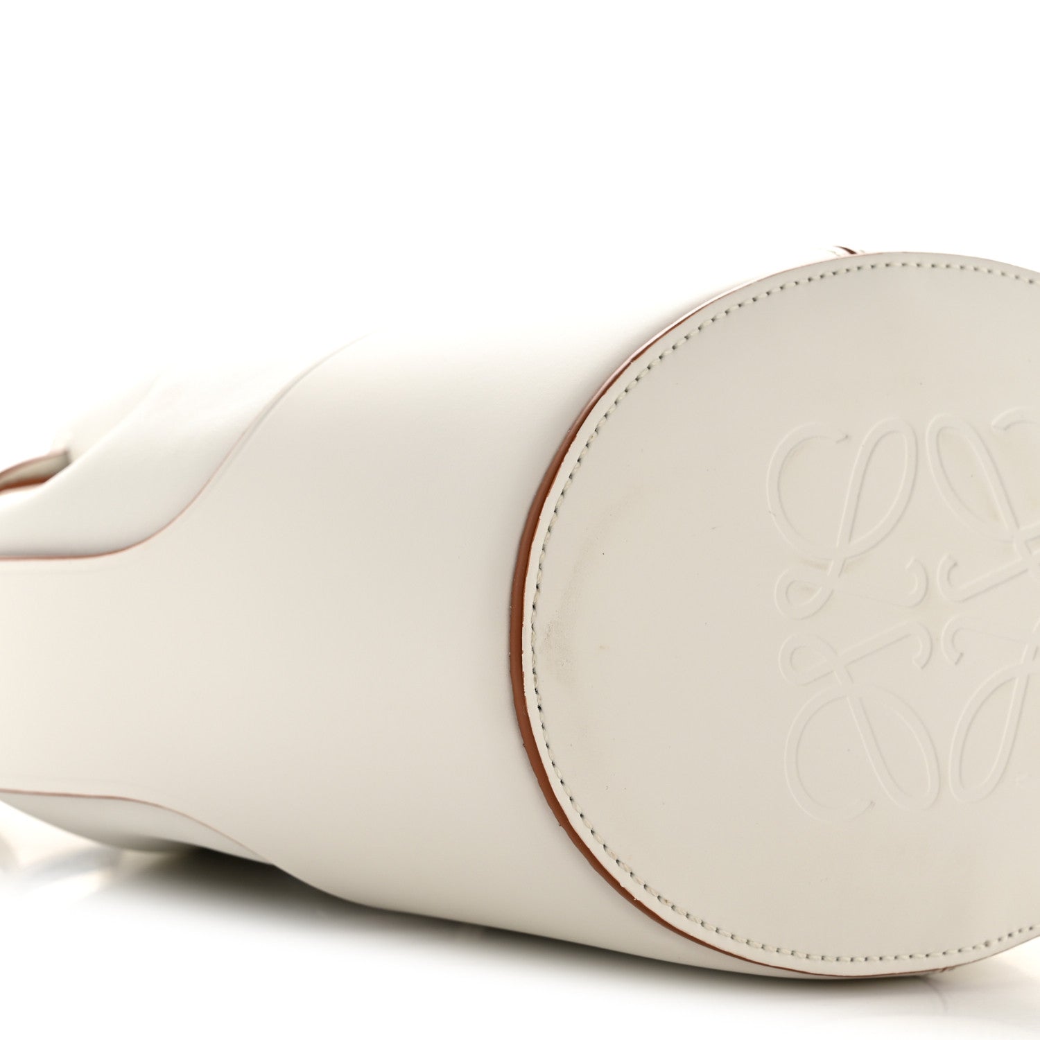 Loewe Calfskin Balloon Bucket Bag Soft White 9 of 10