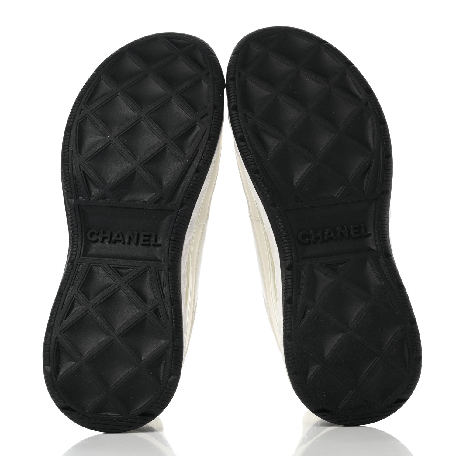 Chanel Velvet Calfskin Mixed Fibers CC Sneakers 36 Ivory Black 5 of 9
