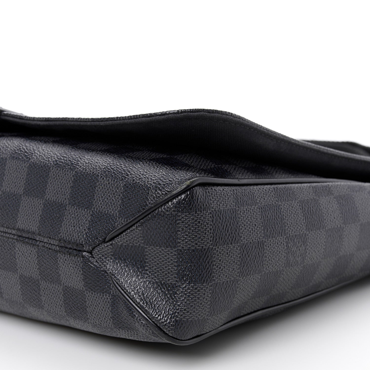 Louis Vuitton Damier Graphite District MM 9 of 10