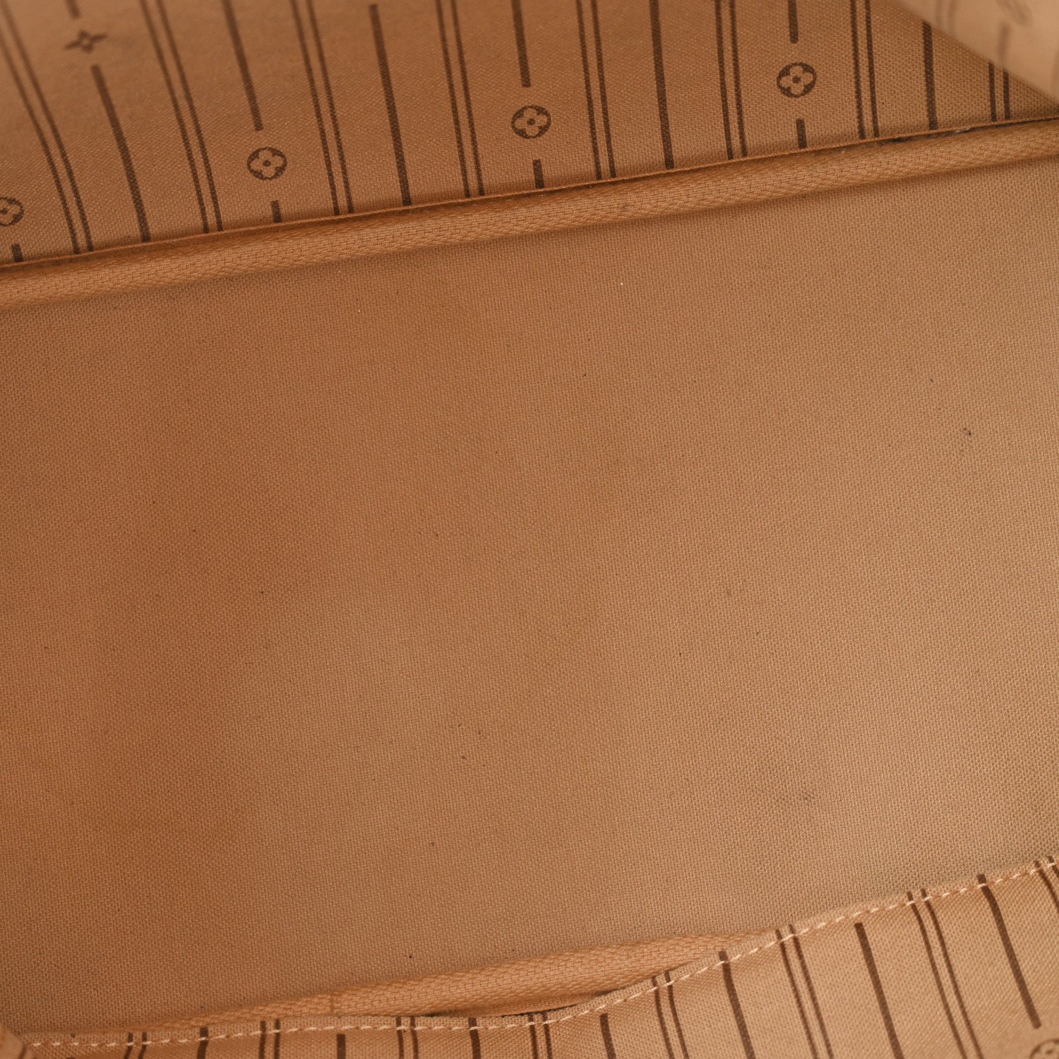 Louis Vuitton Monogram Neverfull MM 5 of 12