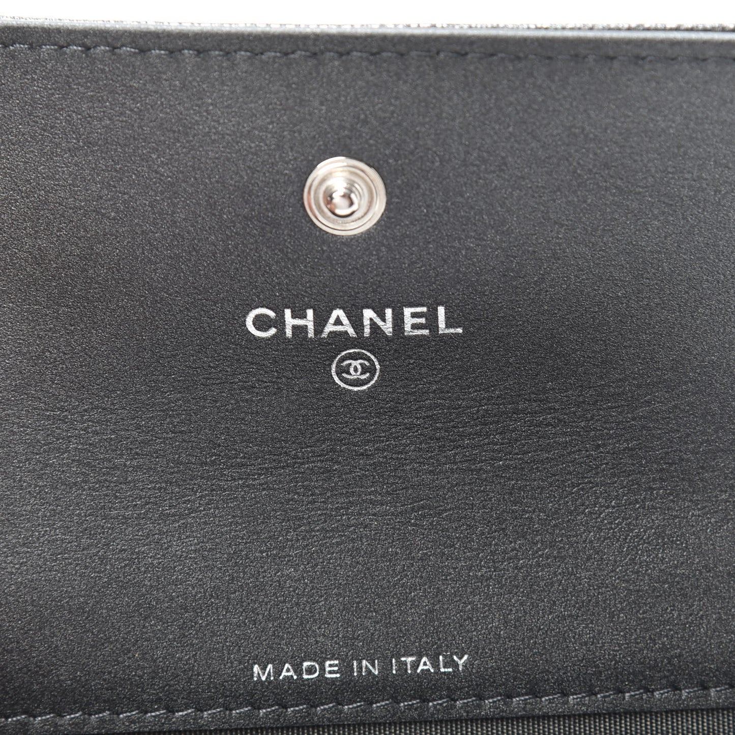 Goatskin Camellia Embossed Flap Card Holder Wallet Grey