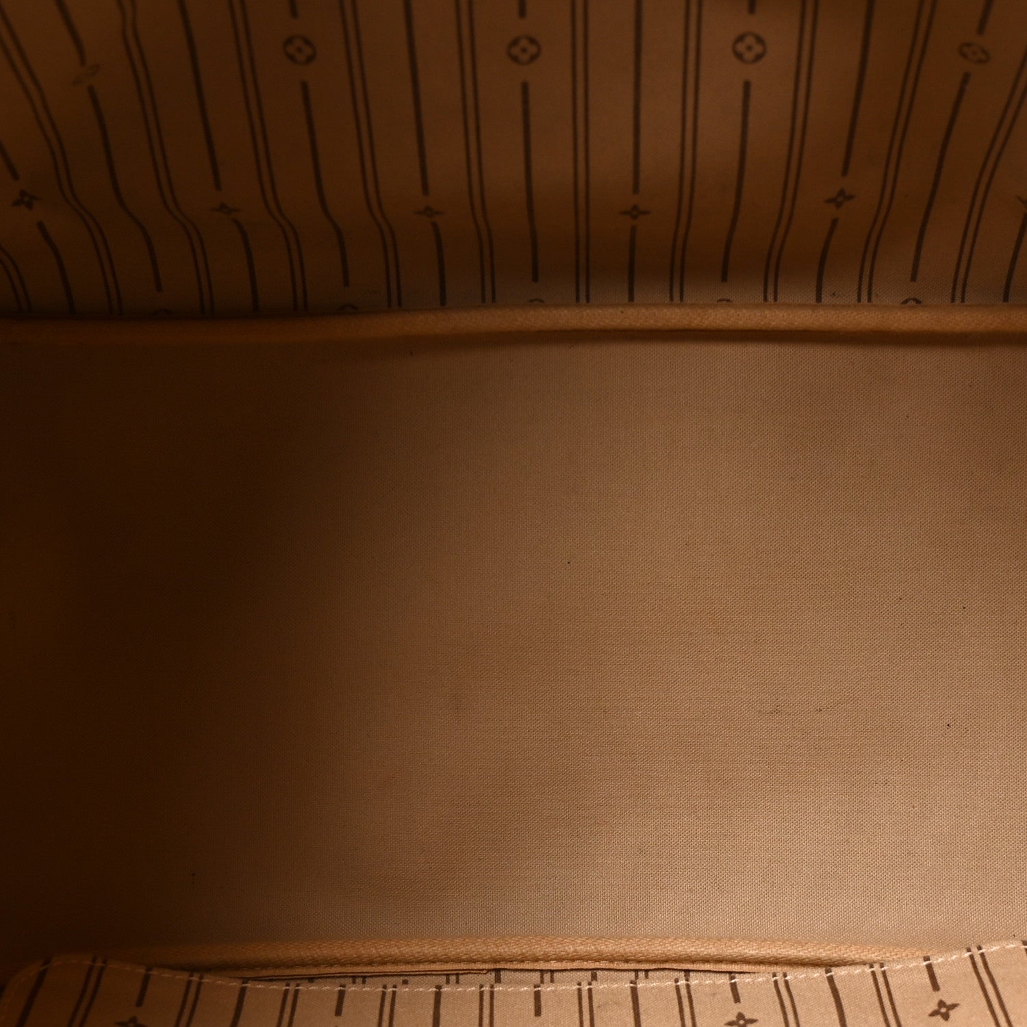 Louis Vuitton Monogram Neverfull GM 5 of 9
