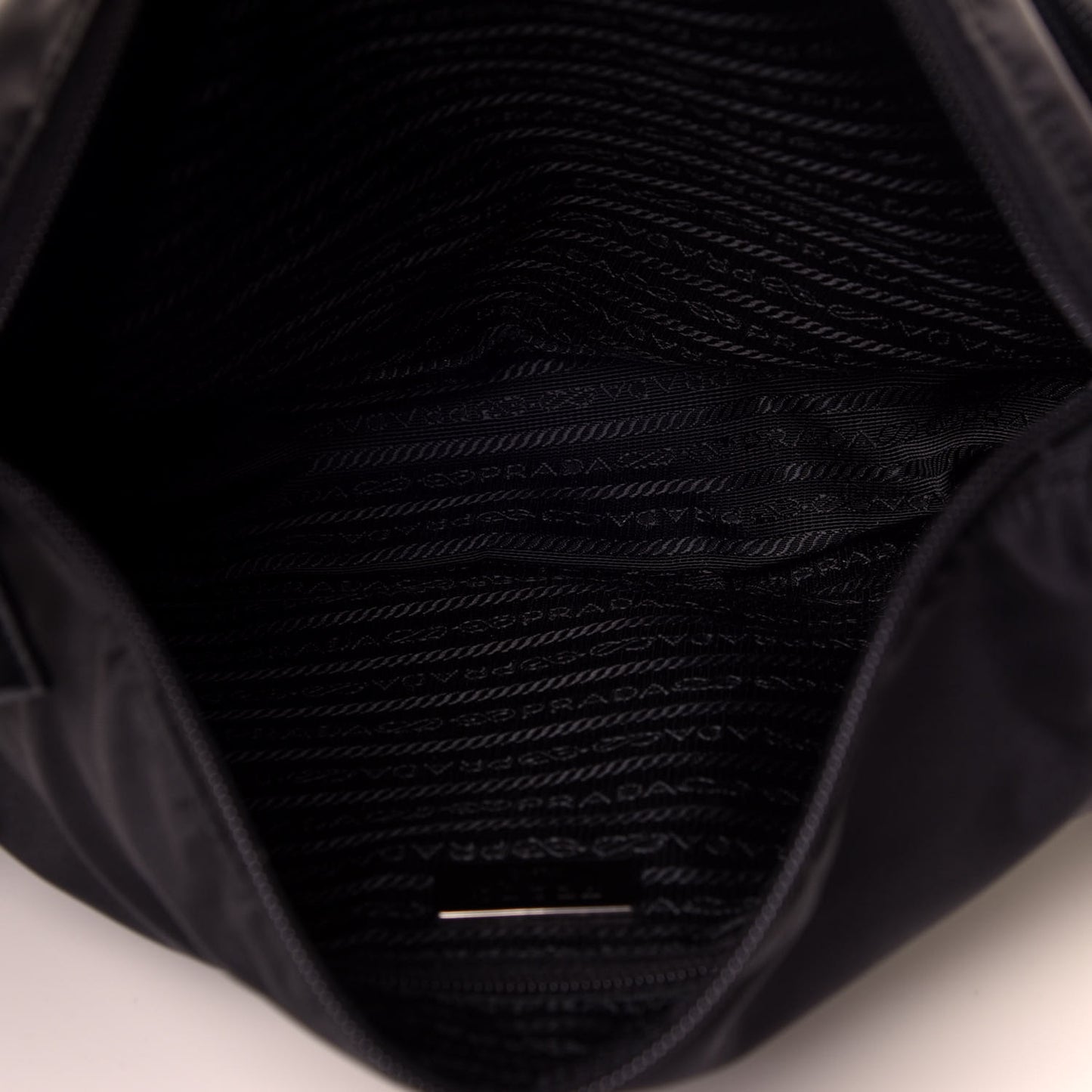 Nylon Vela Messenger Bag Black