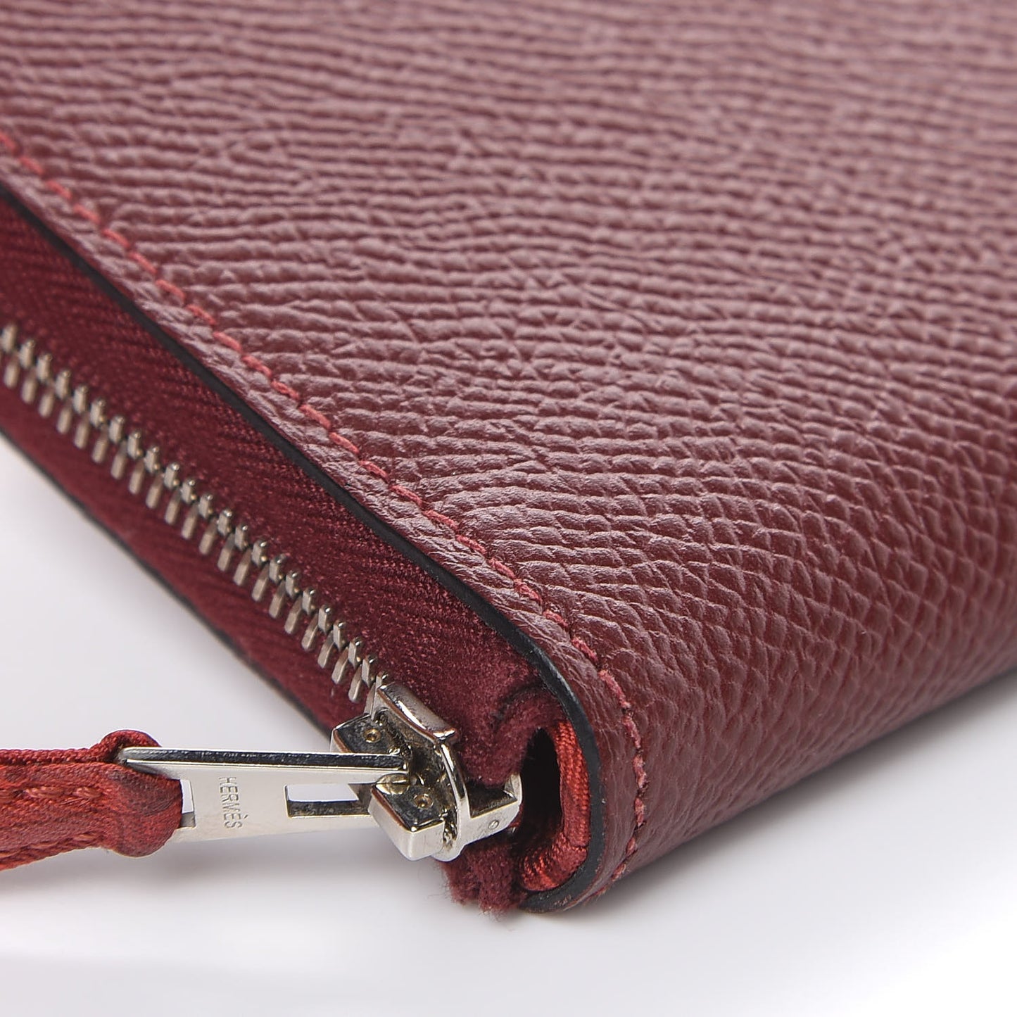 Epsom Silk'in Compact Wallet Rouge H