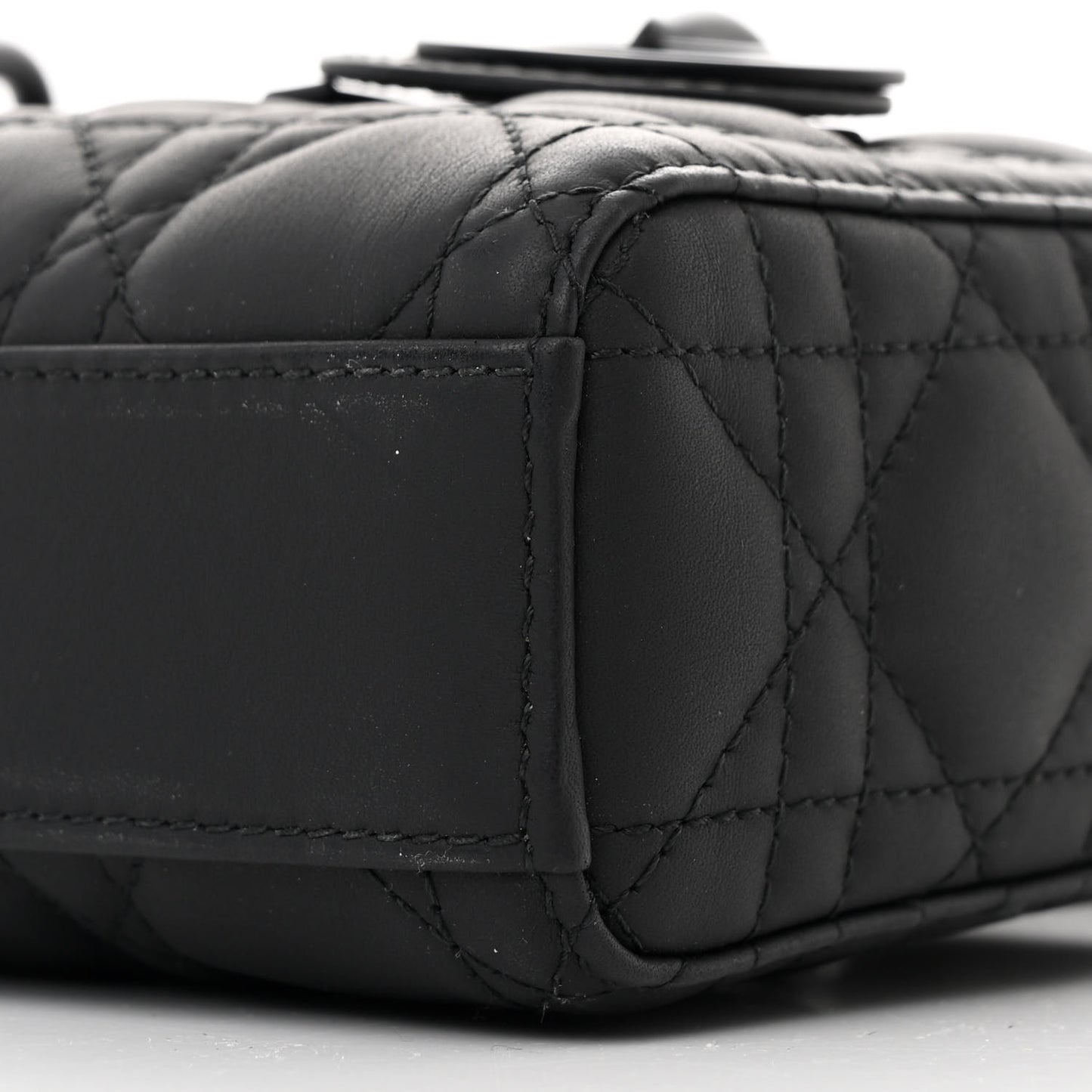 Ultra Matte Calfskin Cannage Medium Lady D-Joy Black