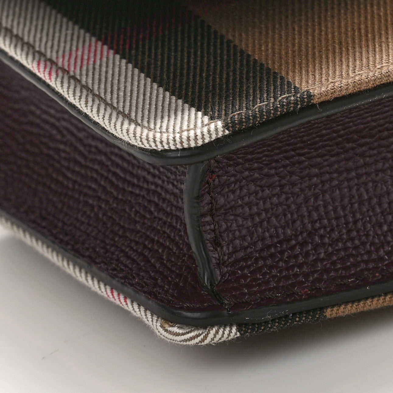 Grained Calfskin House Check Tartan Mix Hampshire Wallet On Chain Burgundy