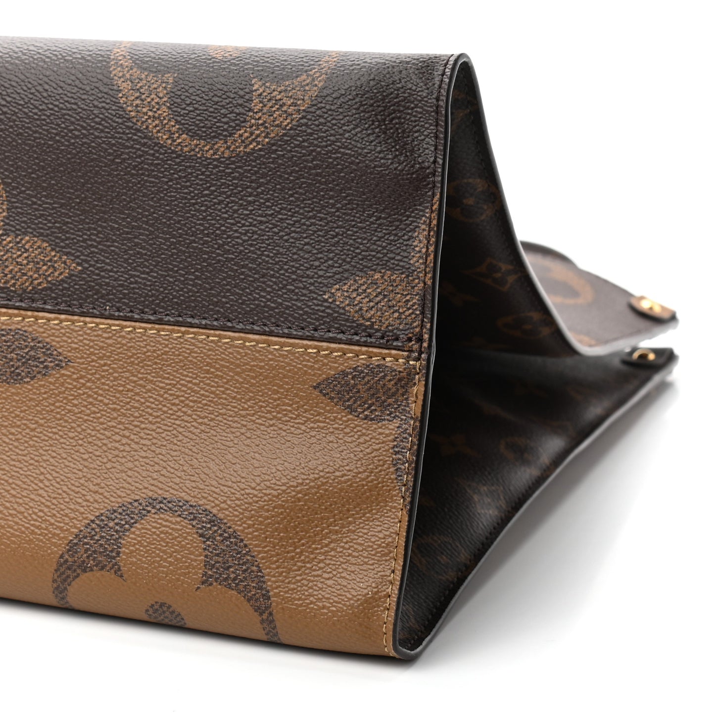 Reverse Monogram Giant Onthego GM