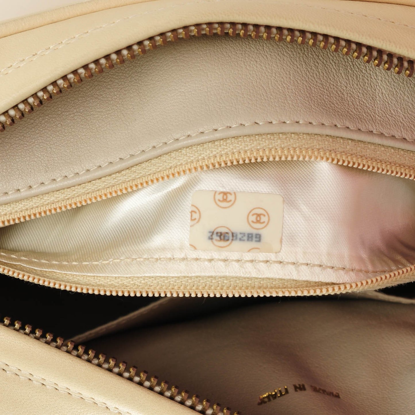 Lambskin Quilted Camera Case Beige Clair