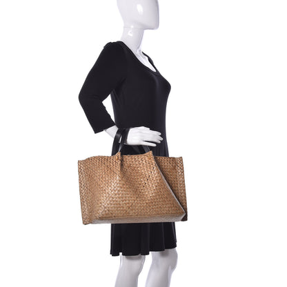 Valentino Garavani Raffia Medium Vlogo Escape Shopper Natural Black Rouge 2 of 23
