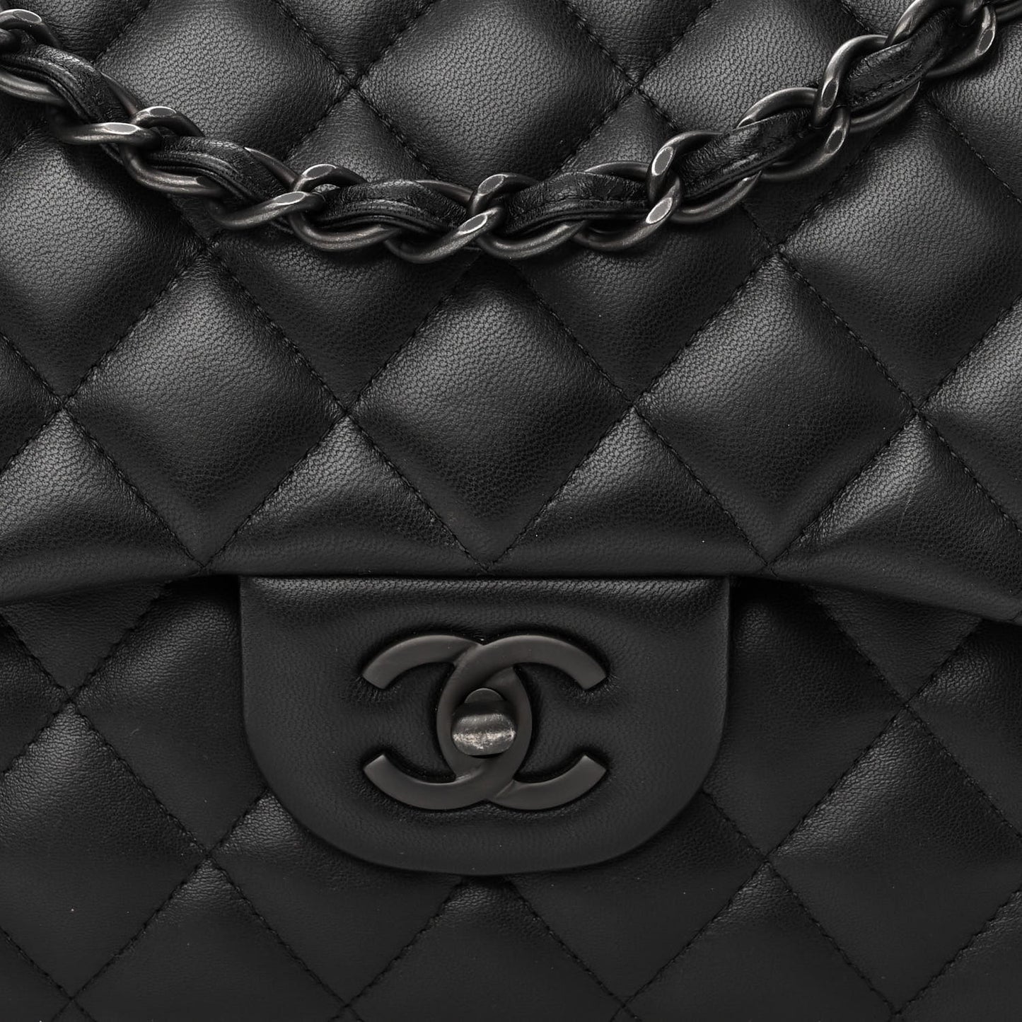 Lambskin Quilted Jumbo Double Flap So Black