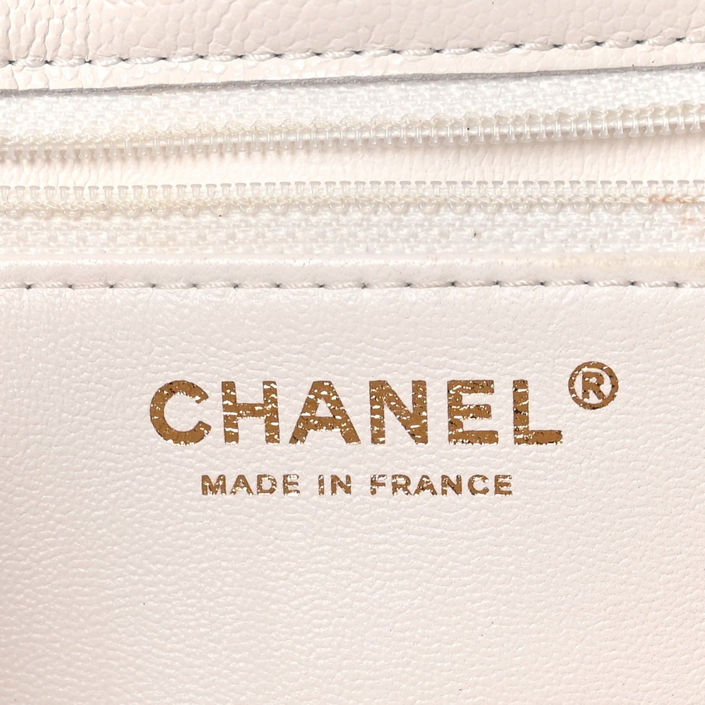 Caviar Quilted Medium Sweet Classic Flap White