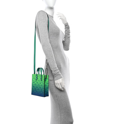 Louis Vuitton Taurillon Illusion Sac Plat XS Bleu Vert 3 of 9