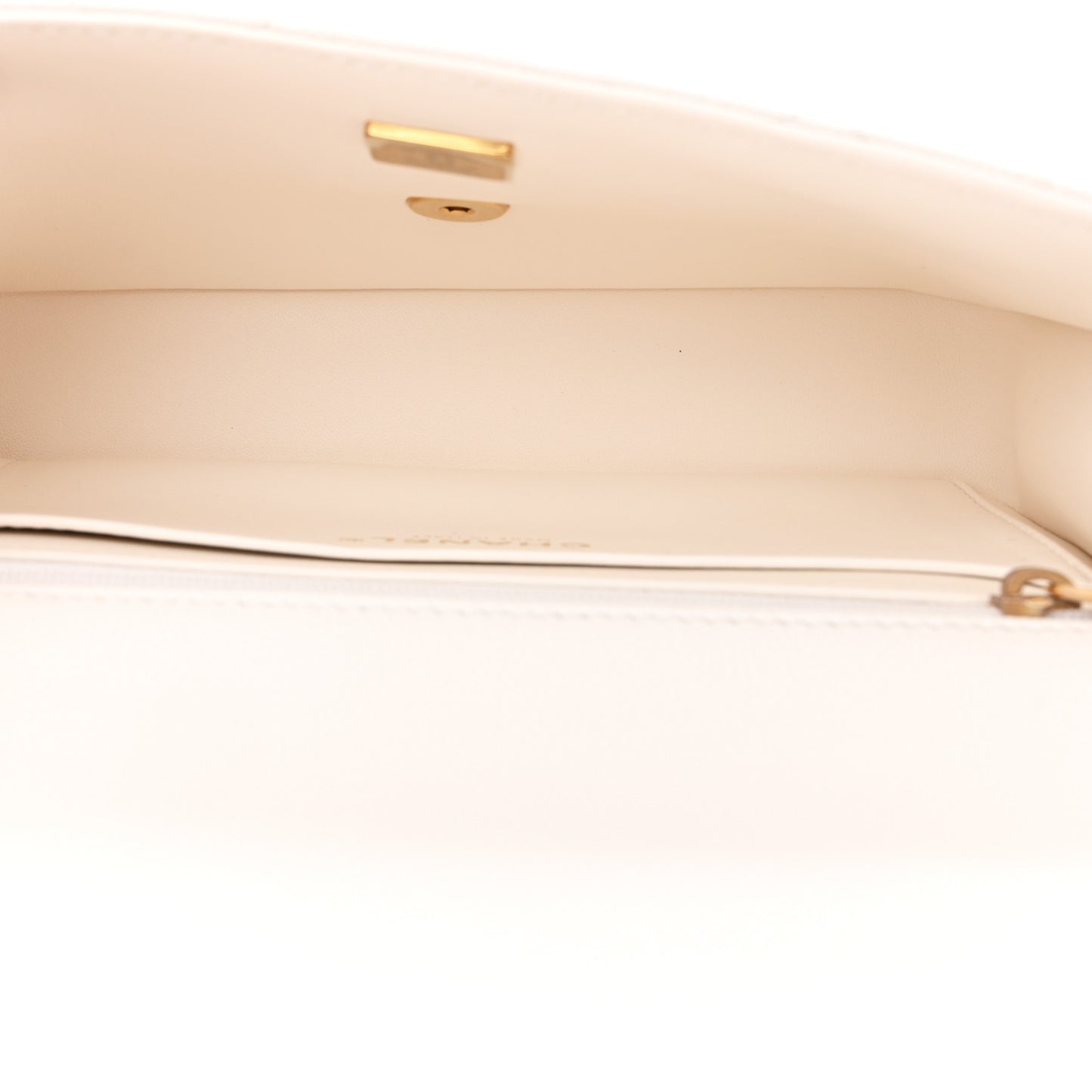 Caviar Quilted Small Handy CC Flap White