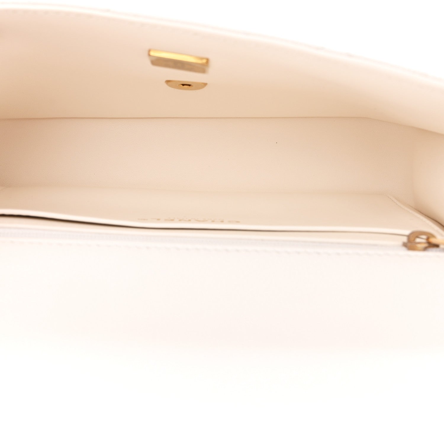 Chanel Caviar Quilted Small Handy CC Flap White 5 of 11