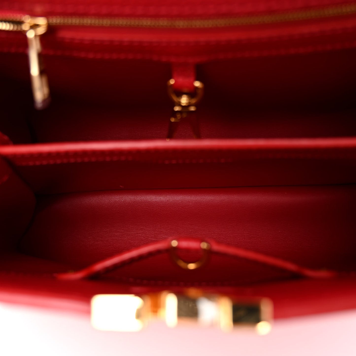 Taurillon Snakeskin Capucines BB Rubis
