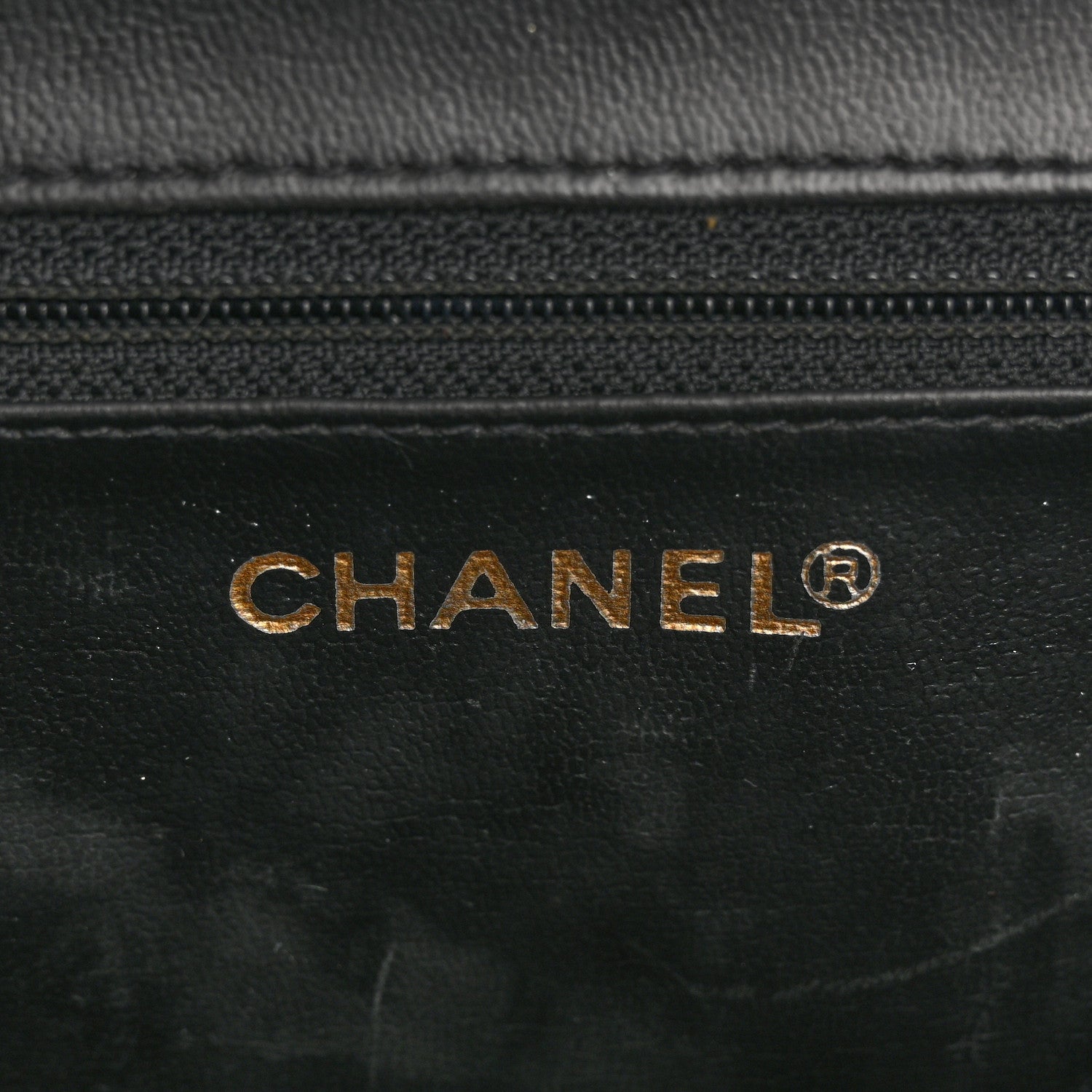 Chanel Patent CC Vanity Cosmetic Case Black 6 of 16