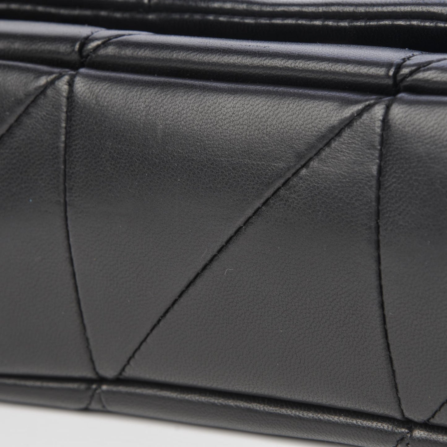 Lambskin Patchwork Monogram Small Jamie Black