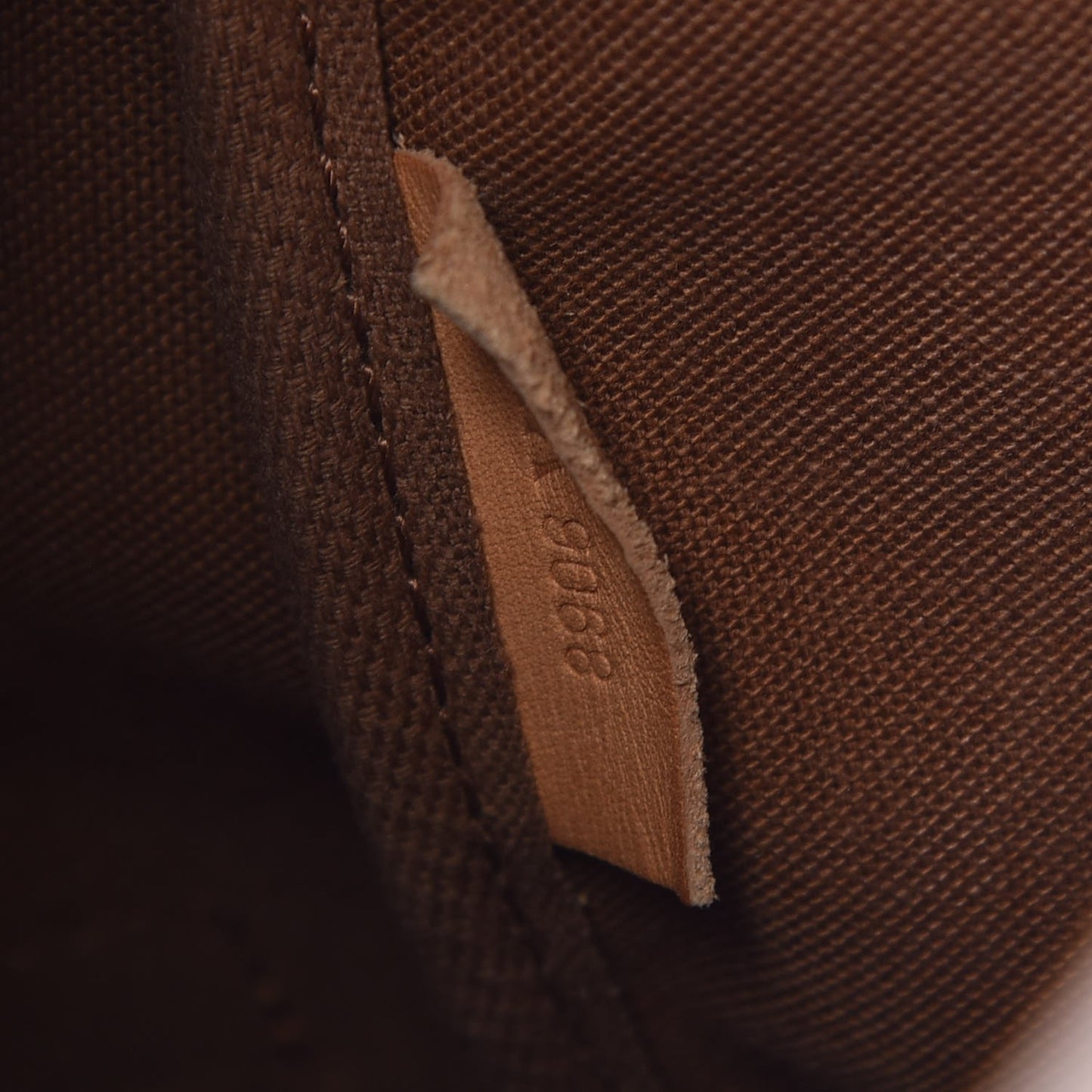 Monogram Saumur 35