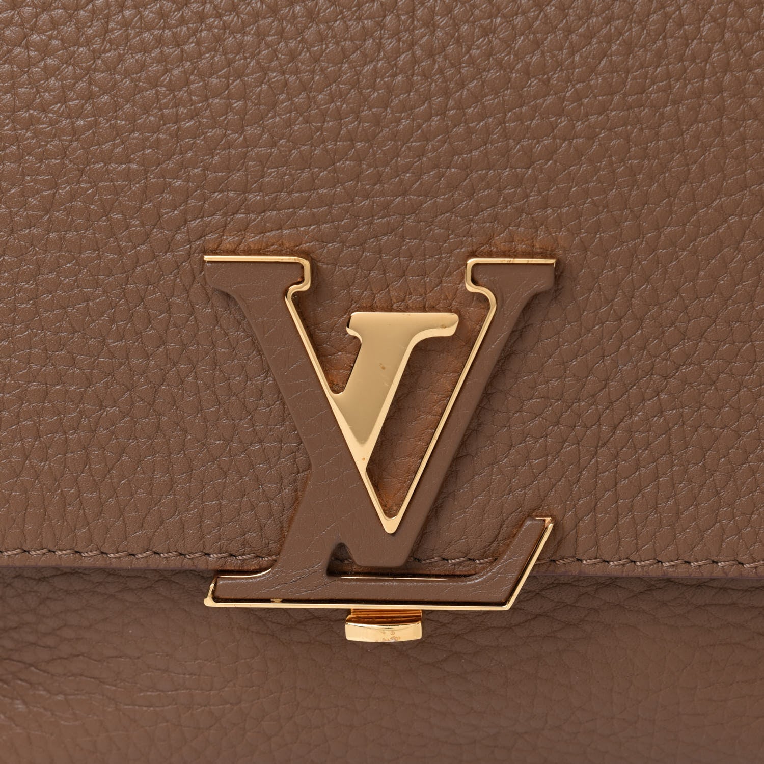 Louis Vuitton Taurillon Volta Kaki 9 of 9