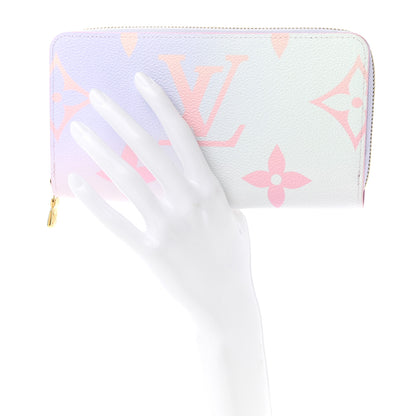 Louis Vuitton Monogram Giant Spring In The City Zippy Wallet Sunrise Pastel 2 of 7