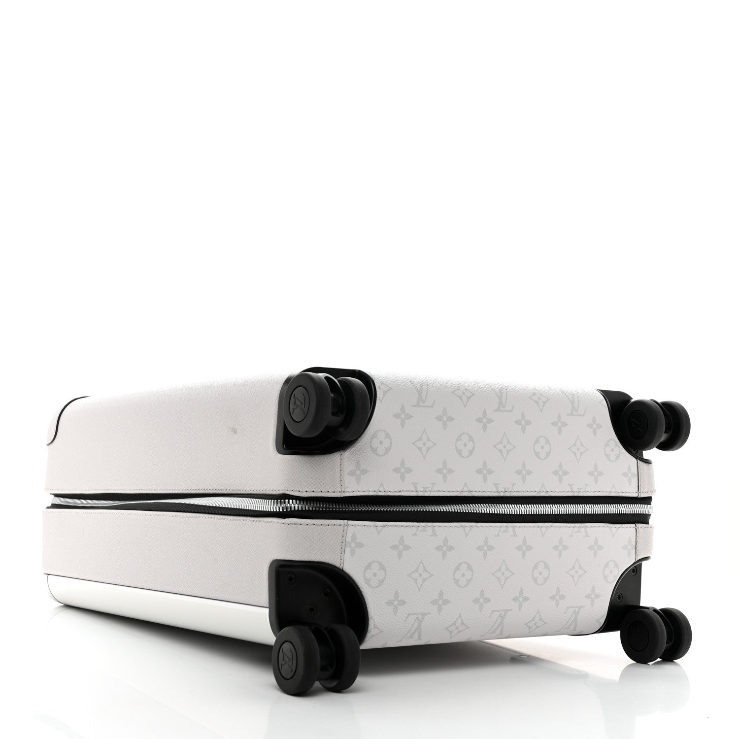 Louis Vuitton Taigarama Horizon 55 White 3 of 11
