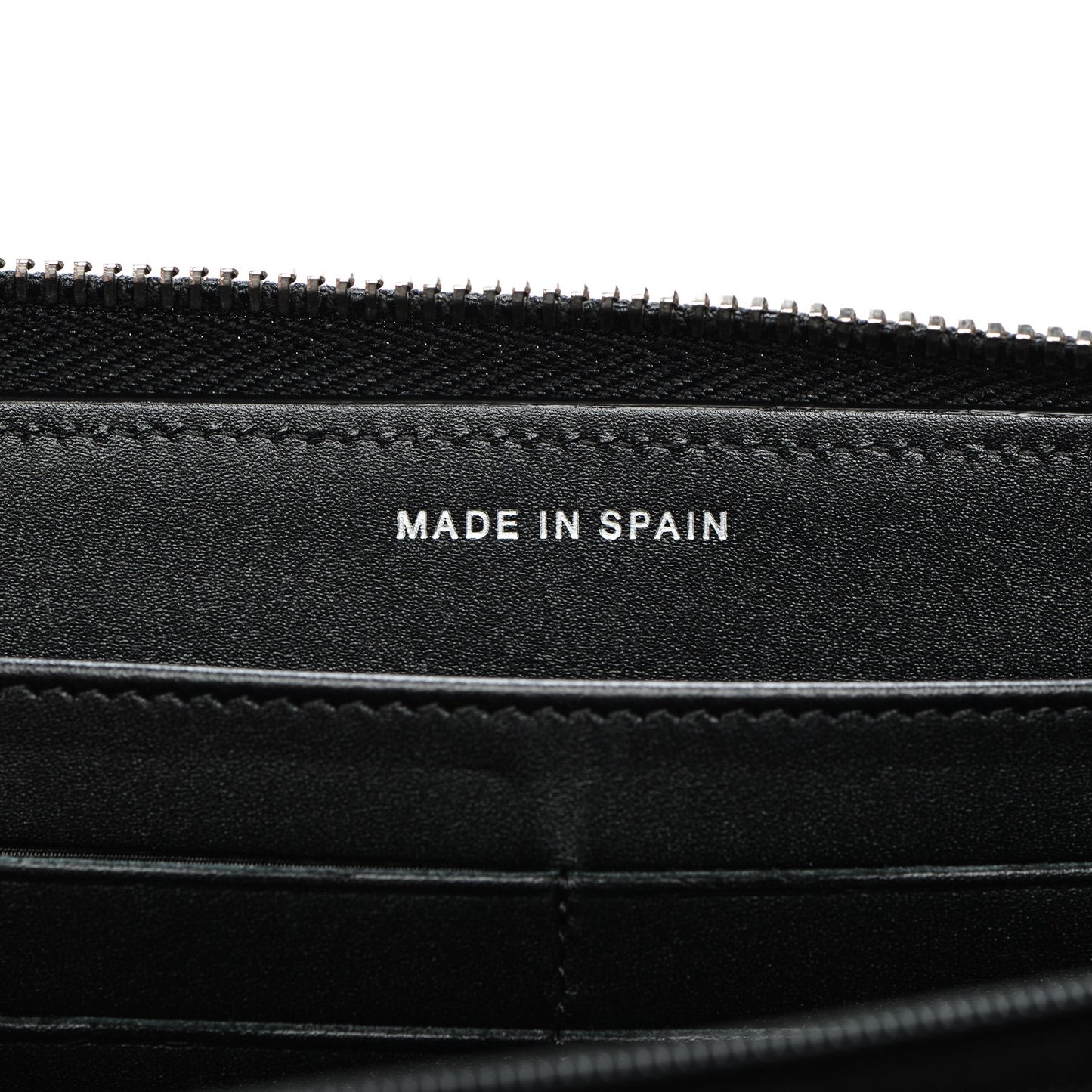 Caviar Quilted Large Gusset Zip Around Wallet Black