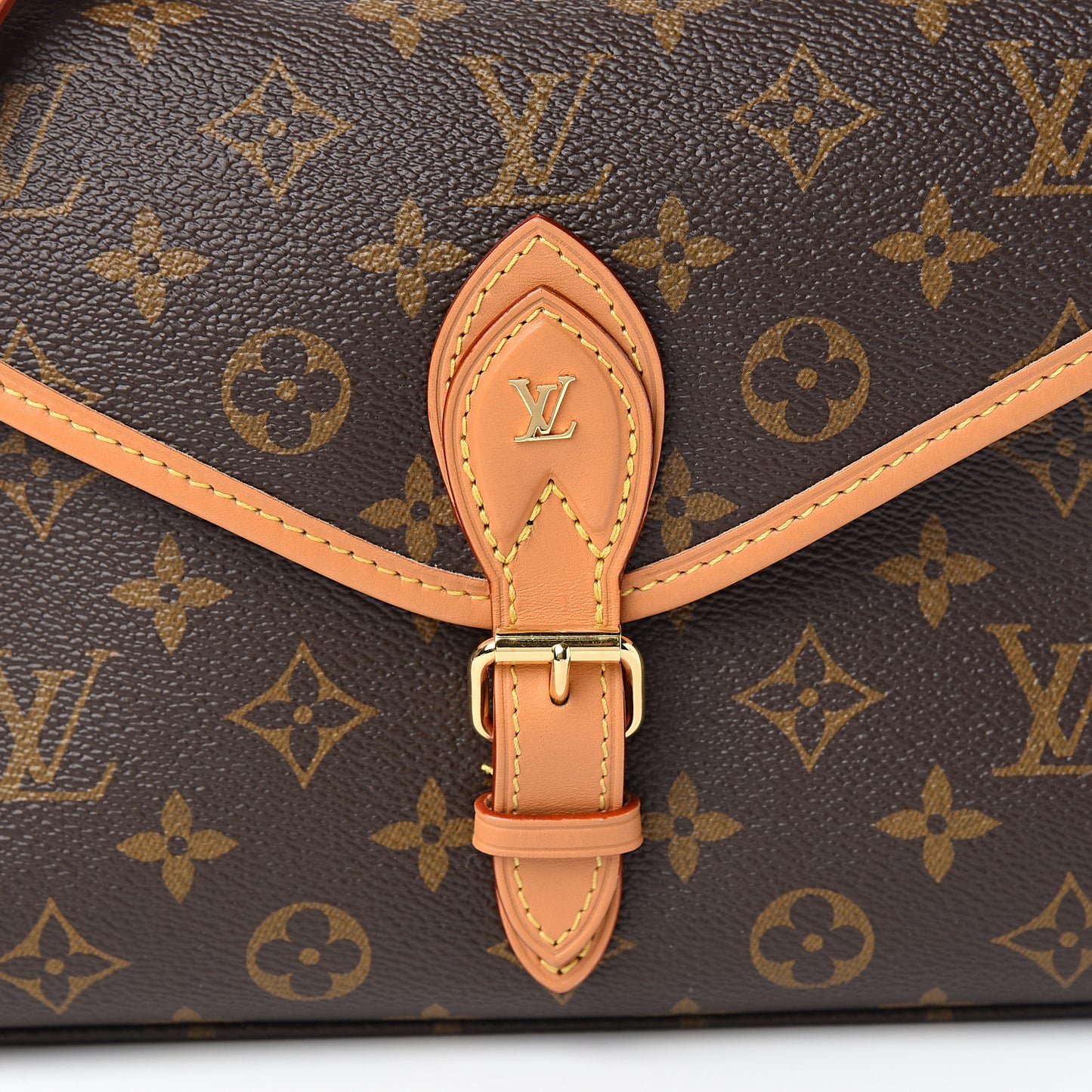 Monogram LV Ivy