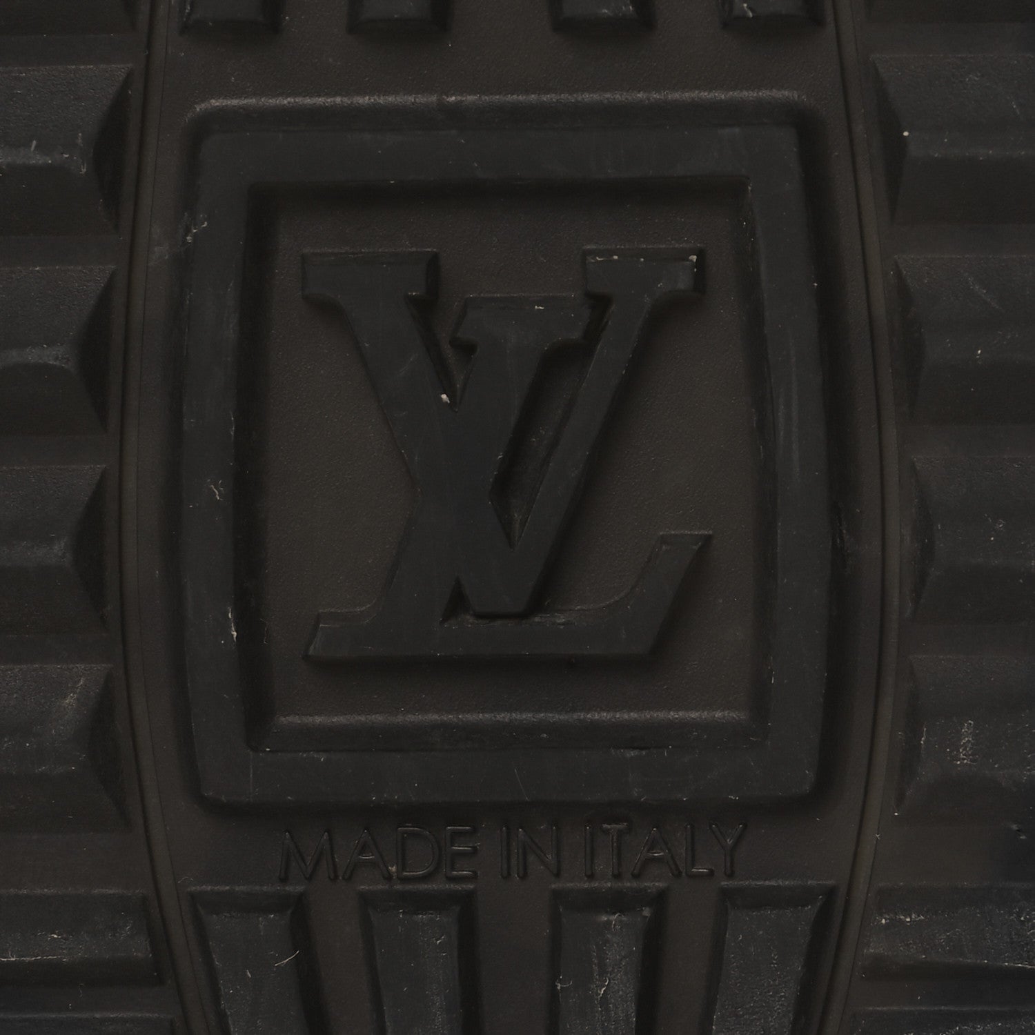 Louis Vuitton Suede Monogram Run Away Sneakers 37 Black 8 of 9