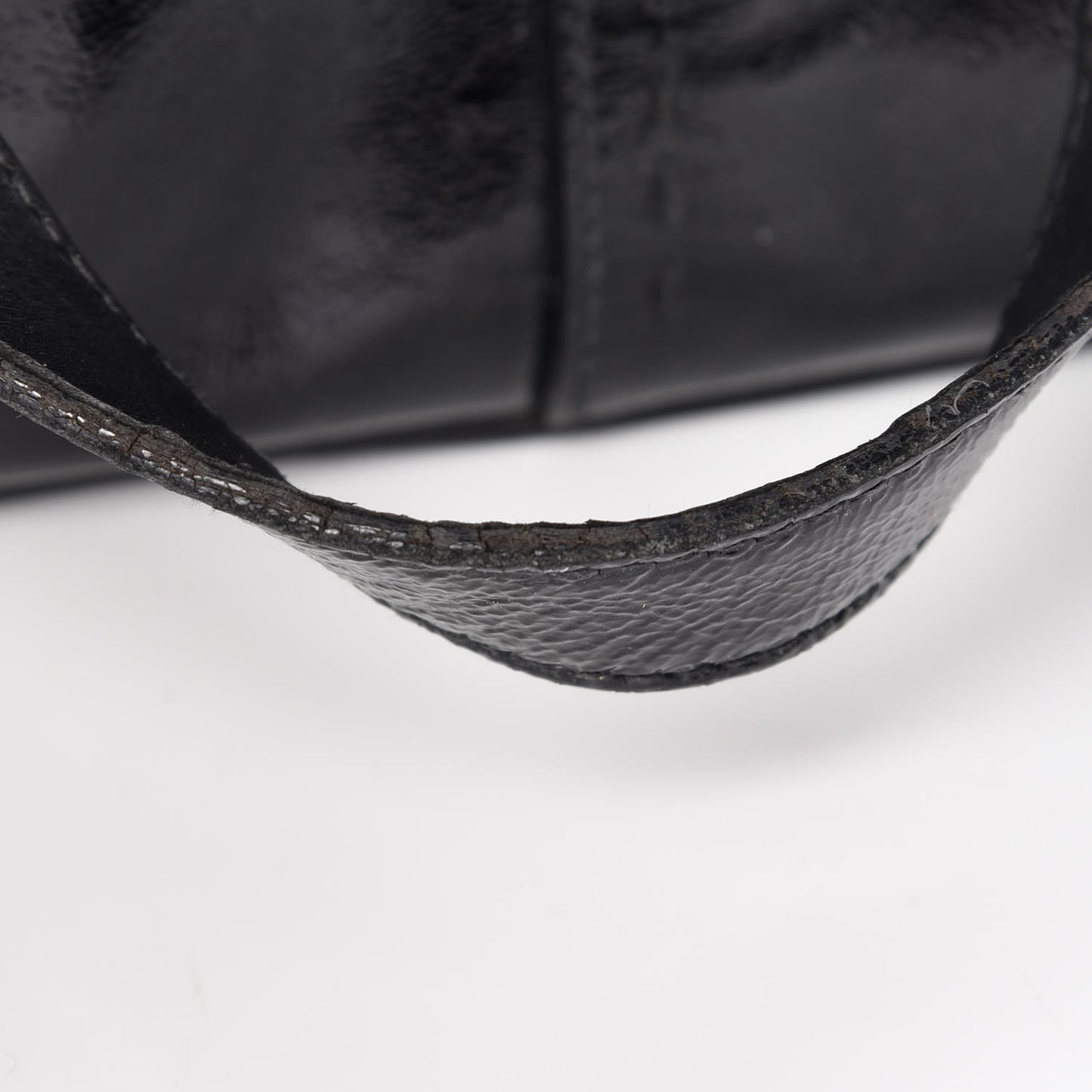 Textured Patent Calfskin Medium Muse Black