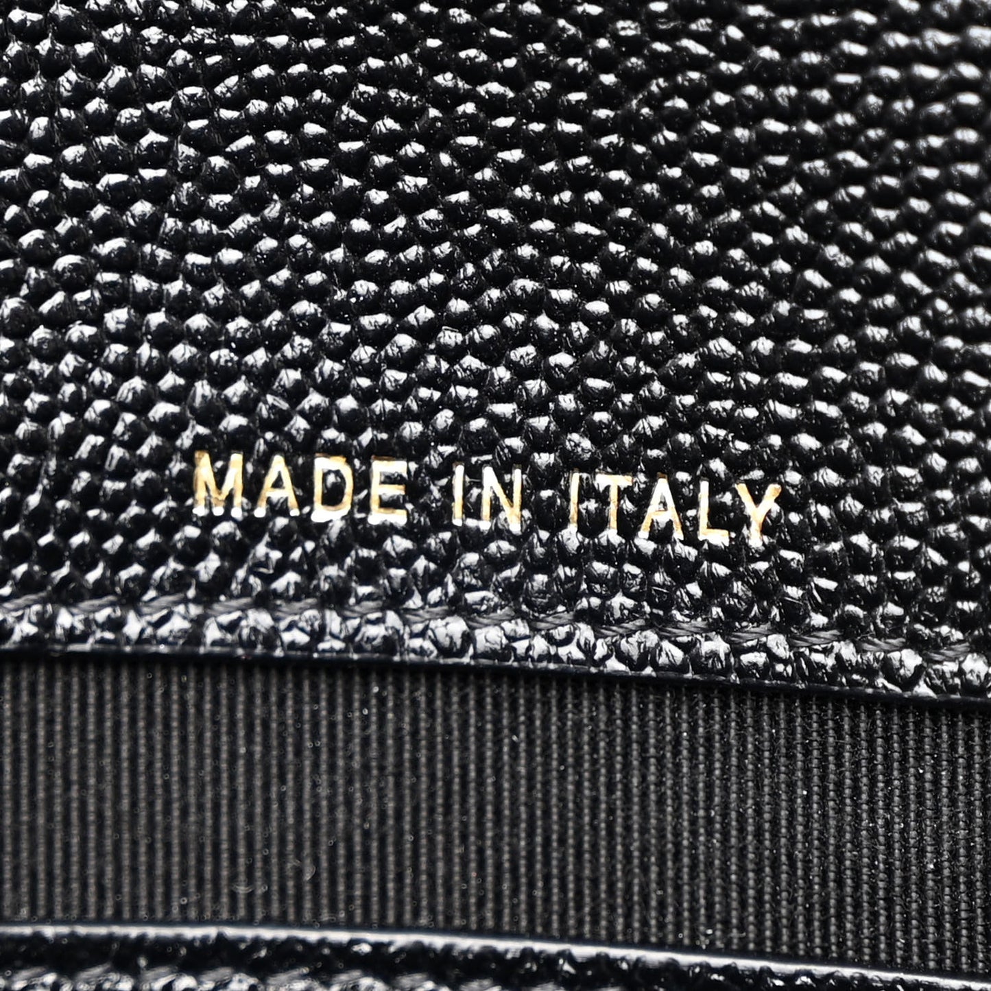 Caviar Quilted Medium Golden Class Pouch Black