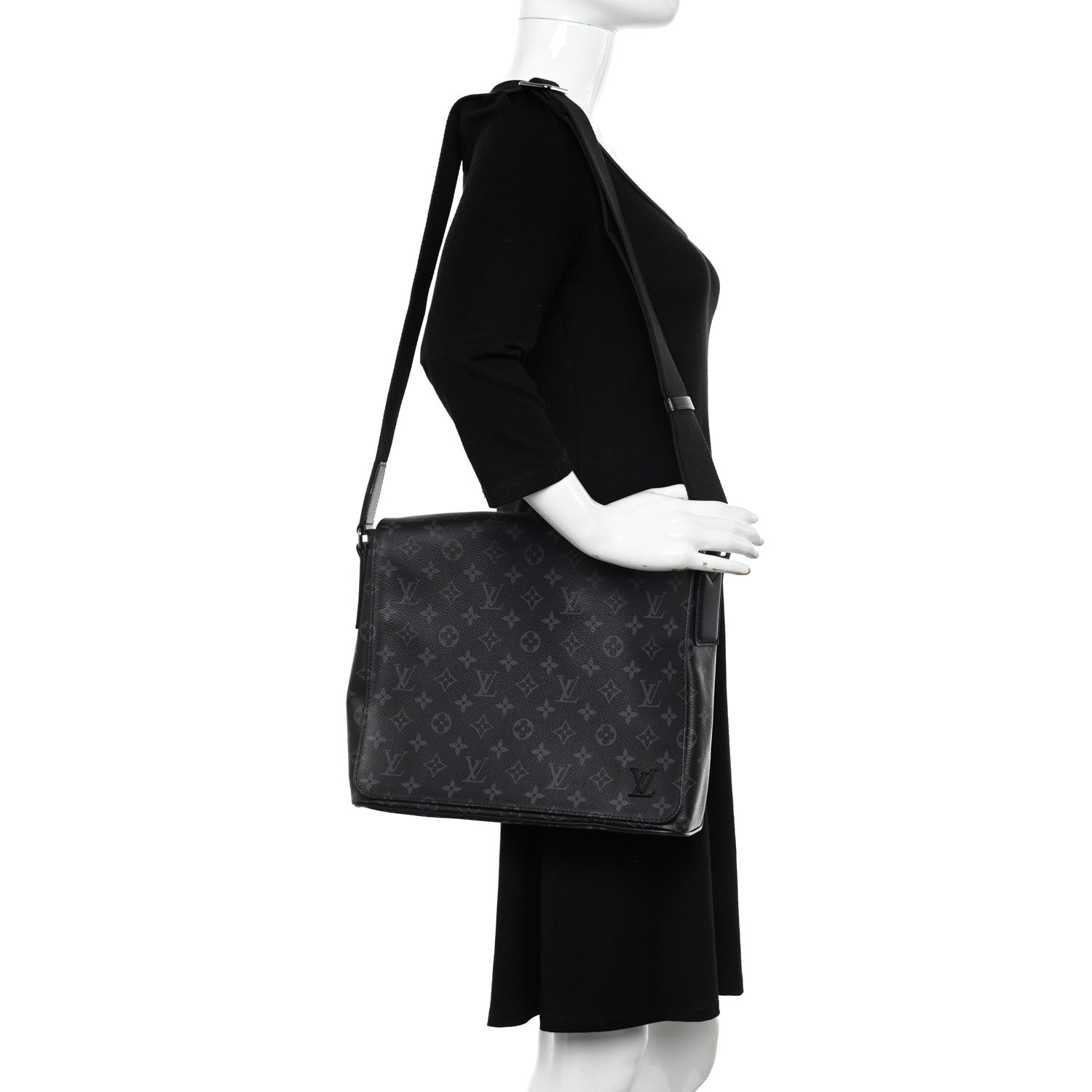 Louis Vuitton Monogram Eclipse District MM 2 of 10