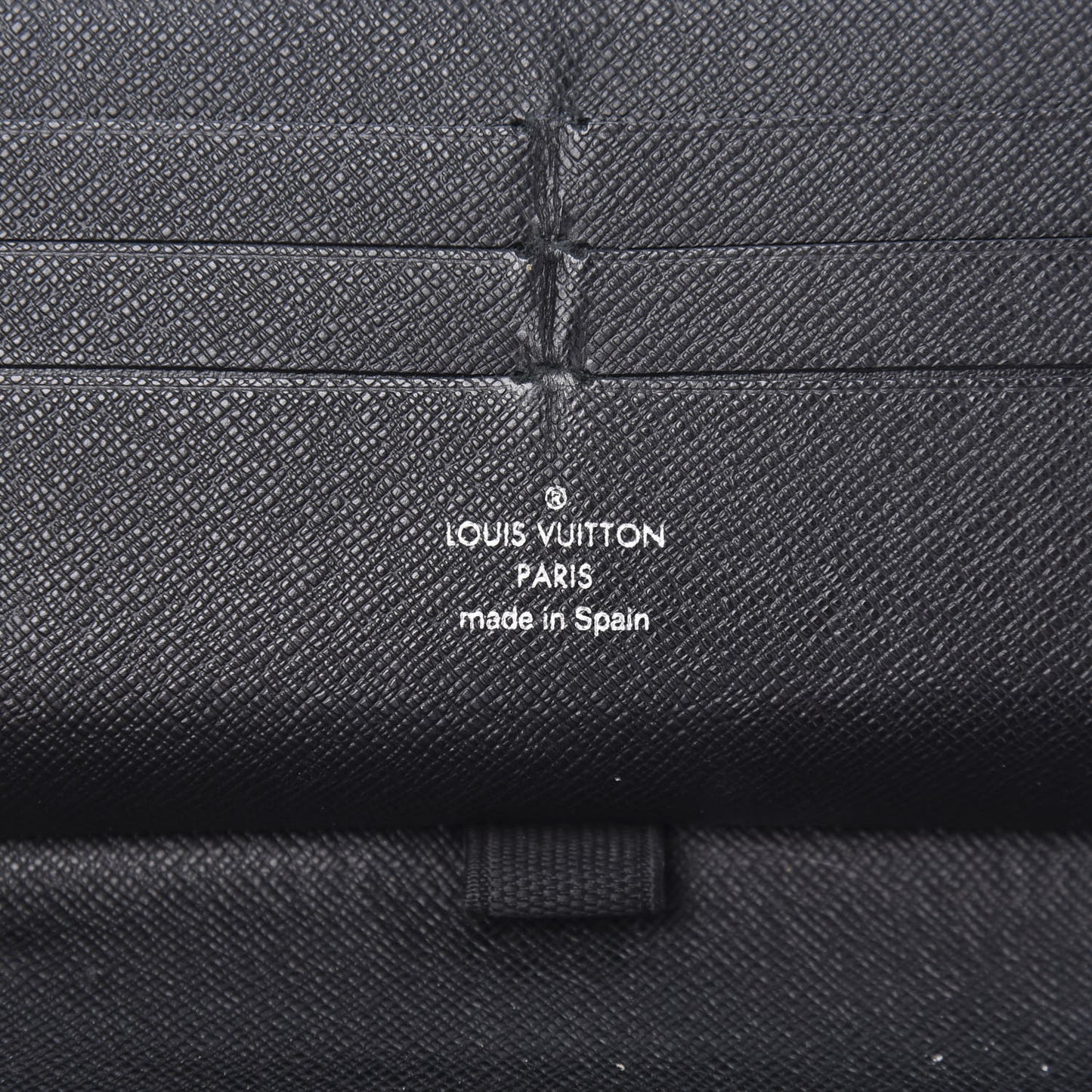 Damier Graphite Zippy Organizer Wallet