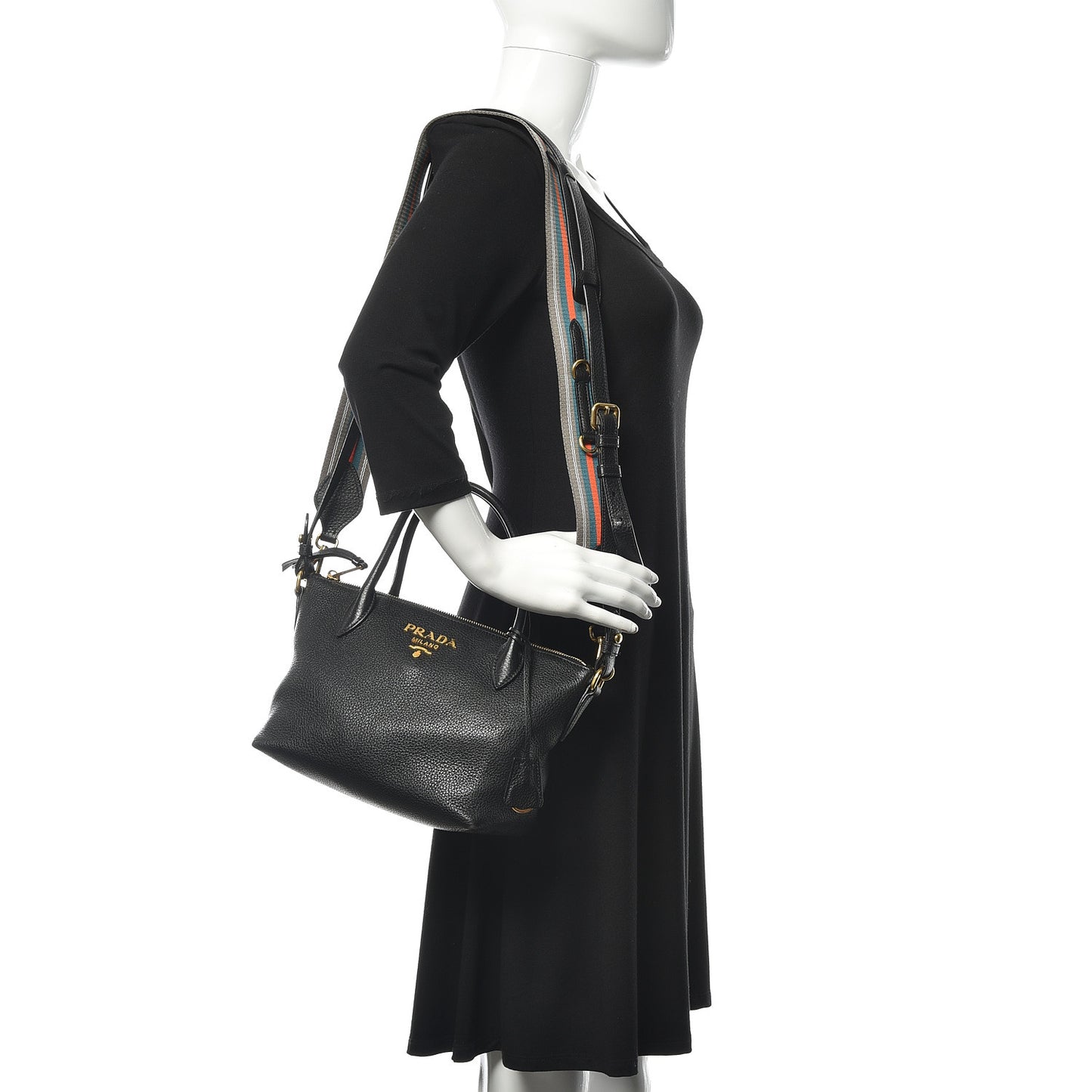Vitello Daino Tote Black
