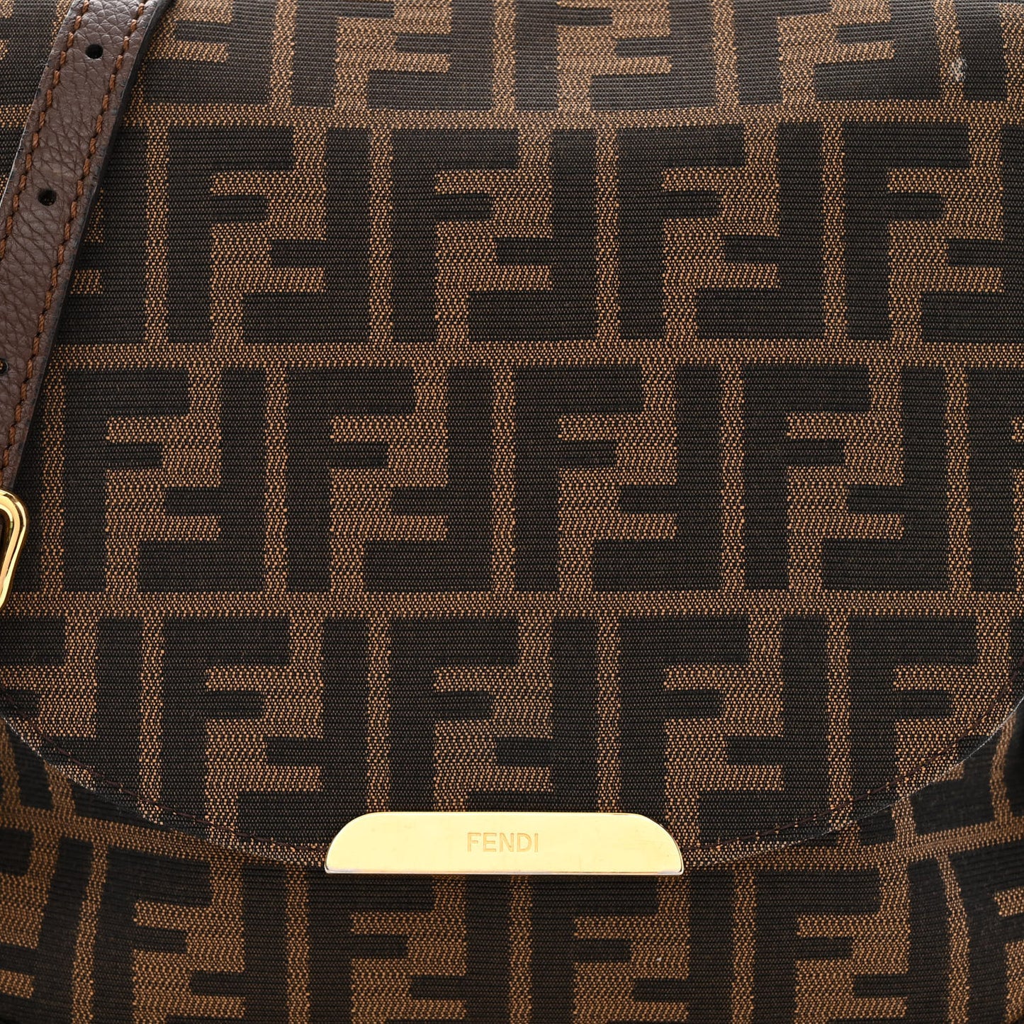 Zucca Vitello Artic Small Messenger Bag Tobacco Castagna