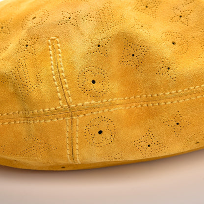 Louis Vuitton Suede Mahina Onatah GM Maize 8 of 9