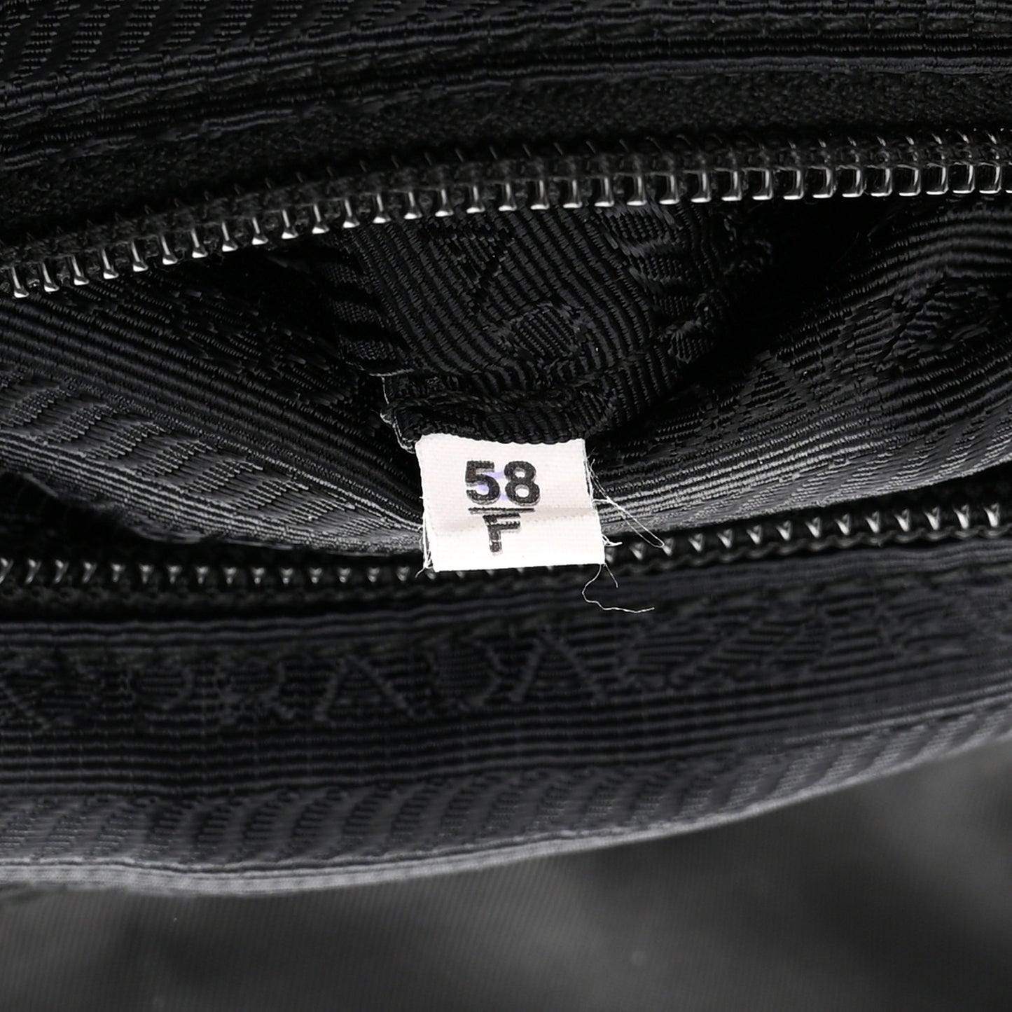 Nylon Tessuto Saffiano Zipper Backpack Black